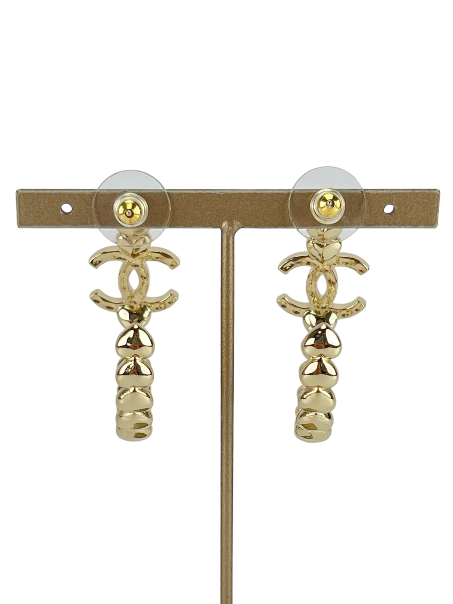 CHANEL - 23P Gold Heart Mark Circle Earrings