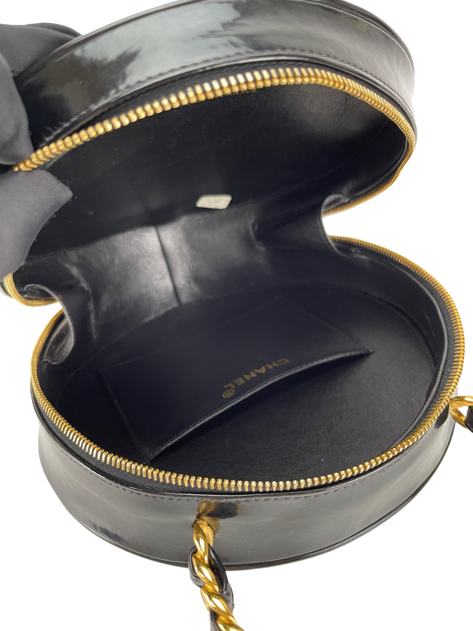 CHANEL - Patent1994-1996 Round Vanity Handbag