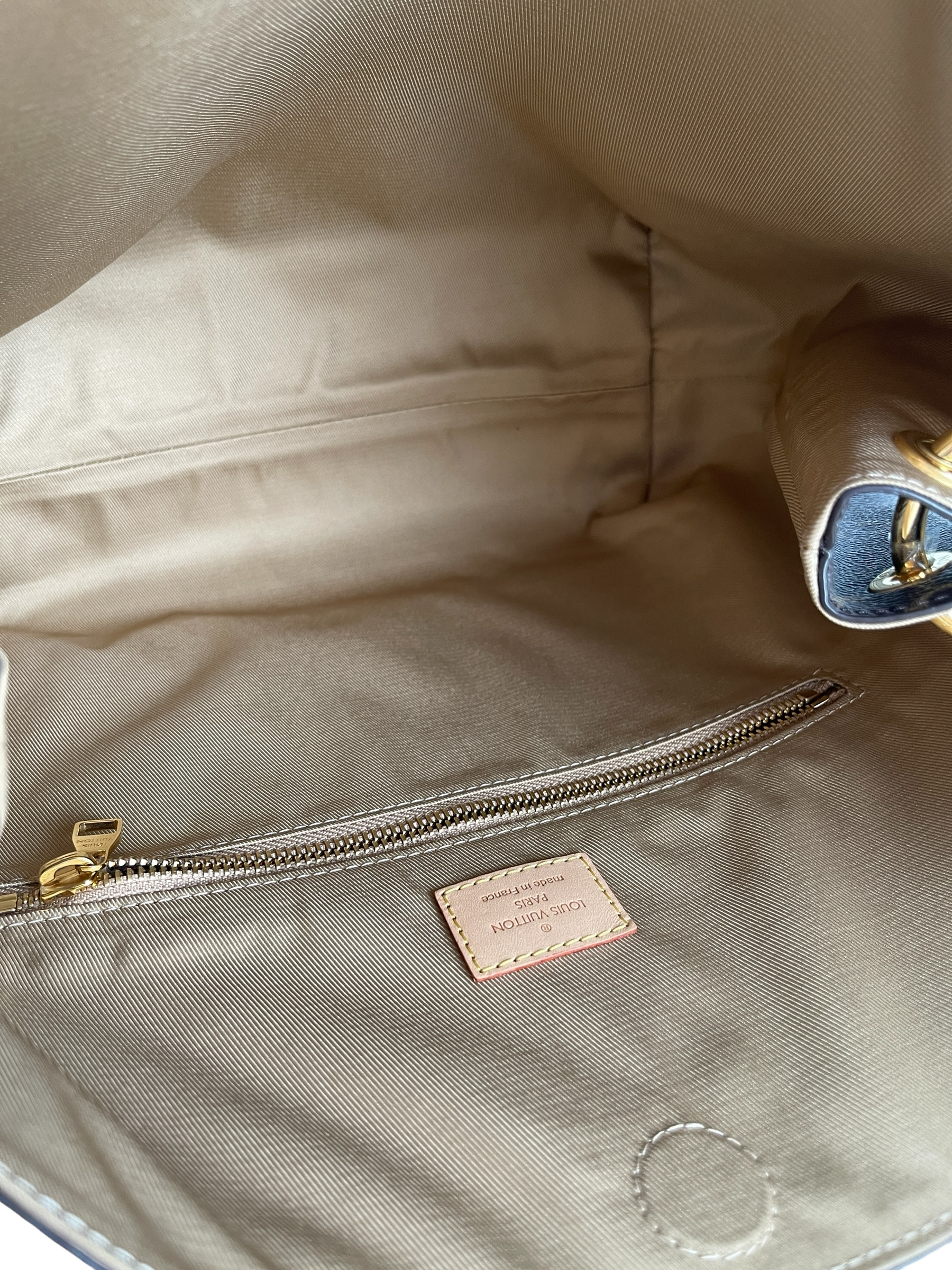 LOUIS VUITTON - Monogram Canvas Graceful Shoulder Bag