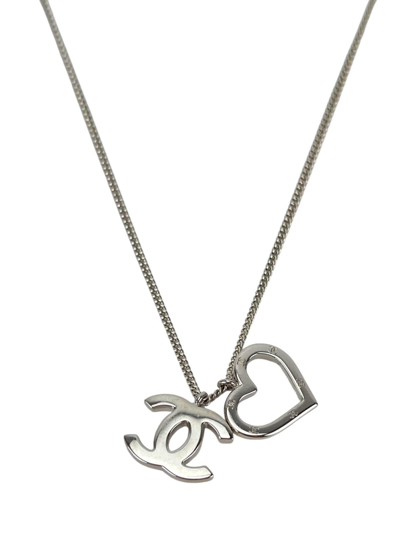 CHANEL -