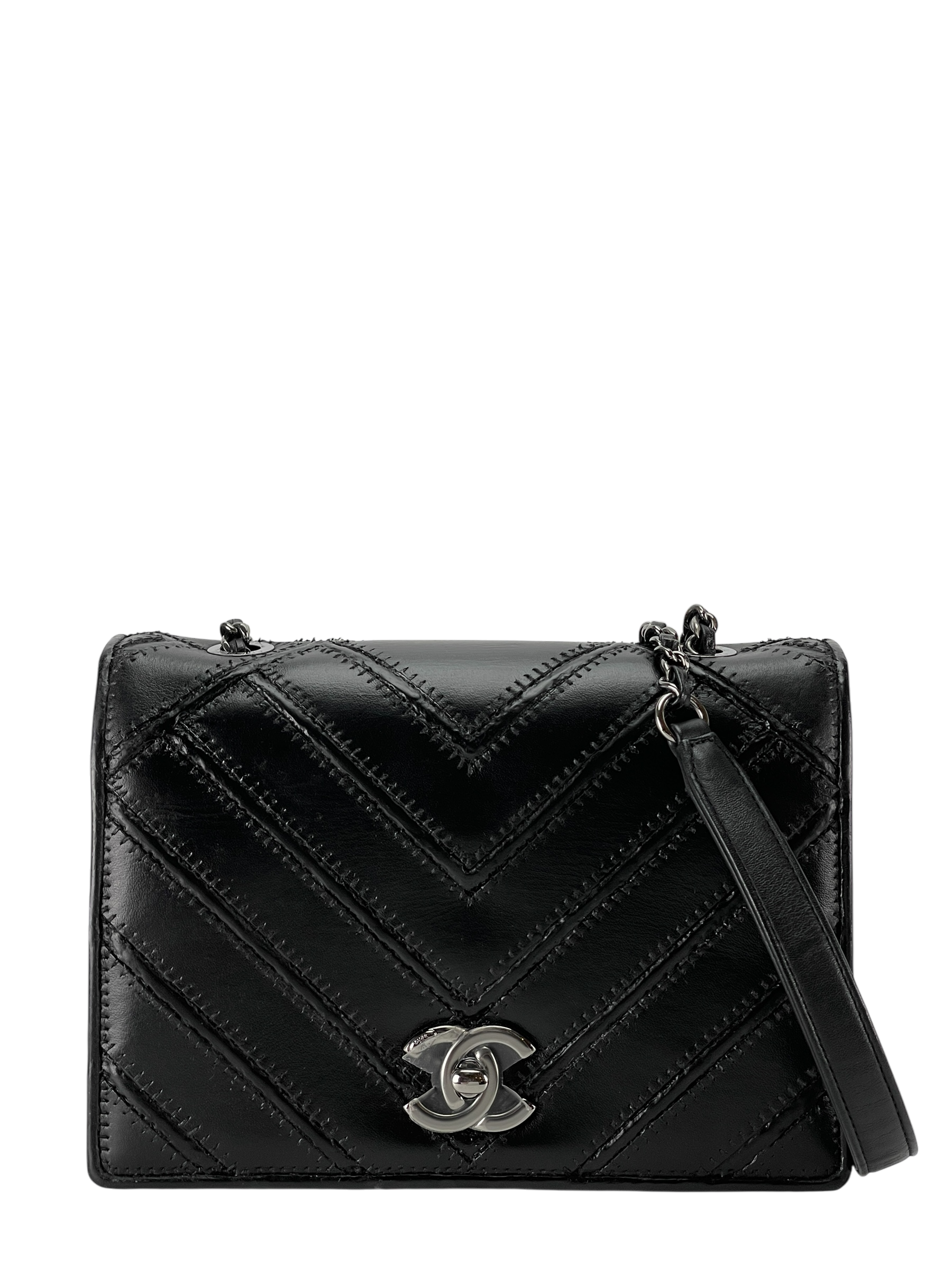 CHANEL - Surpique Chevron Flap Black Calfskin