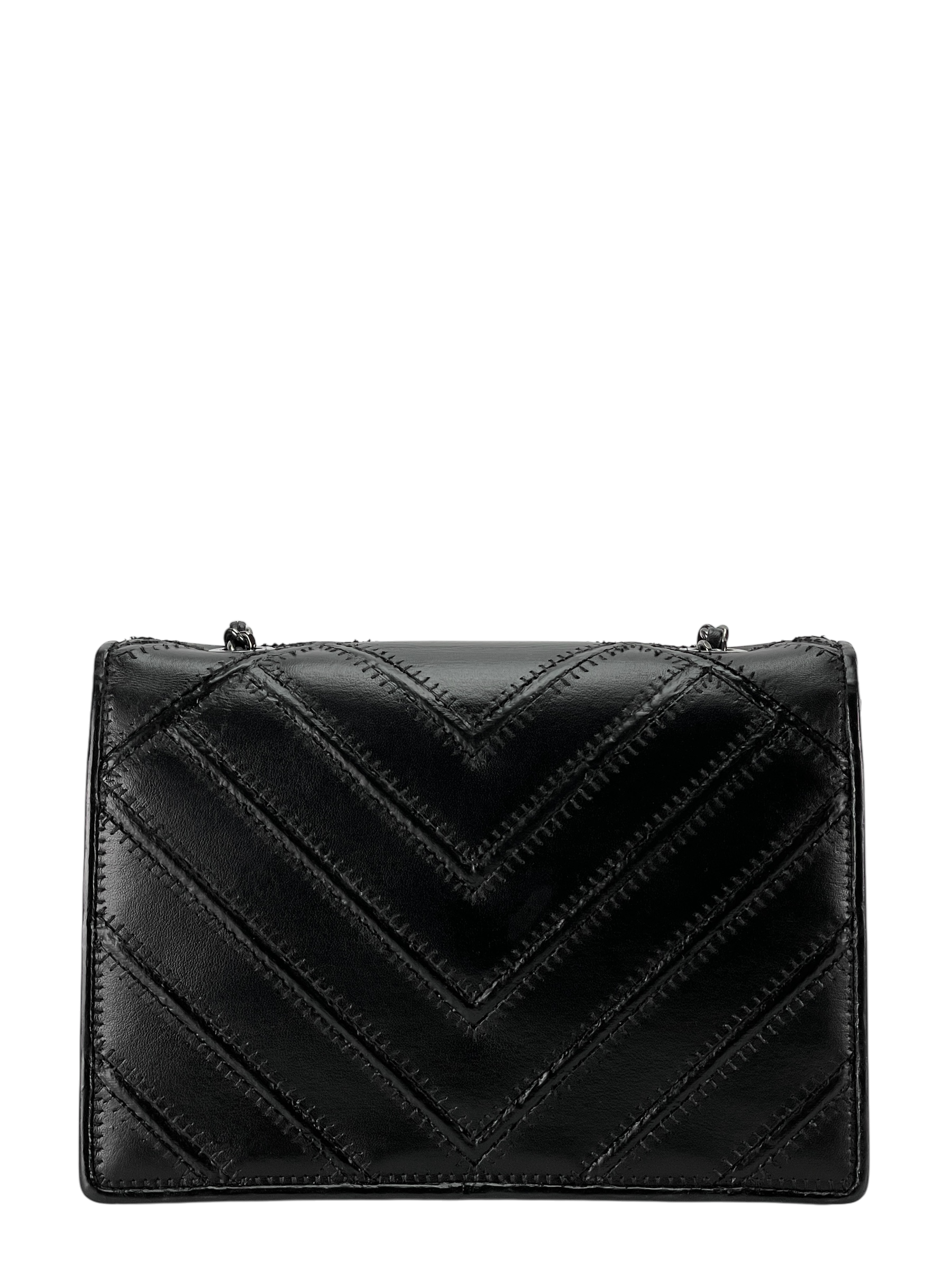 CHANEL - Surpique Chevron Flap Black Calfskin