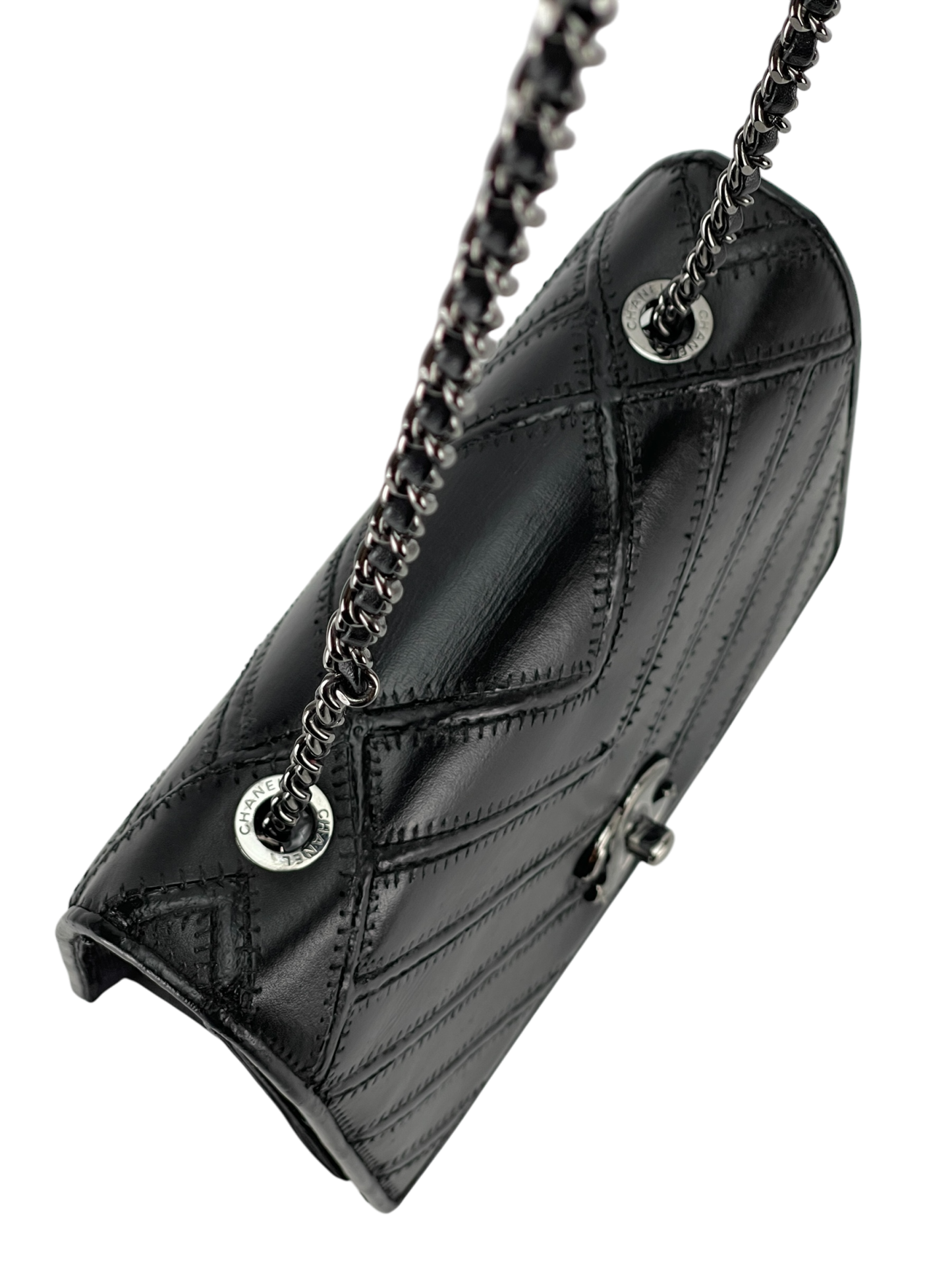 CHANEL - Surpique Chevron Flap Black Calfskin
