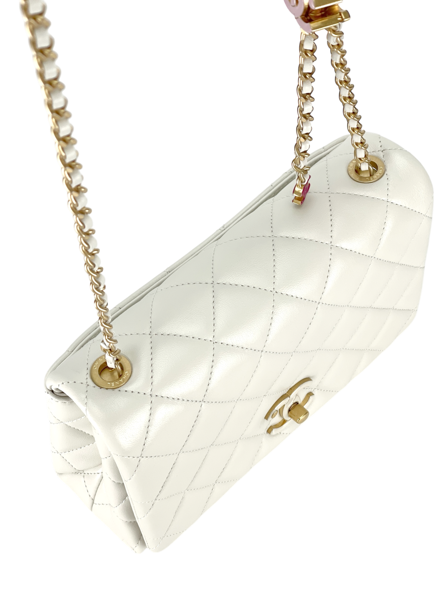 CHANEL - 24A Flap Bag Seasonal Chain White Lambskin Gold Hardware