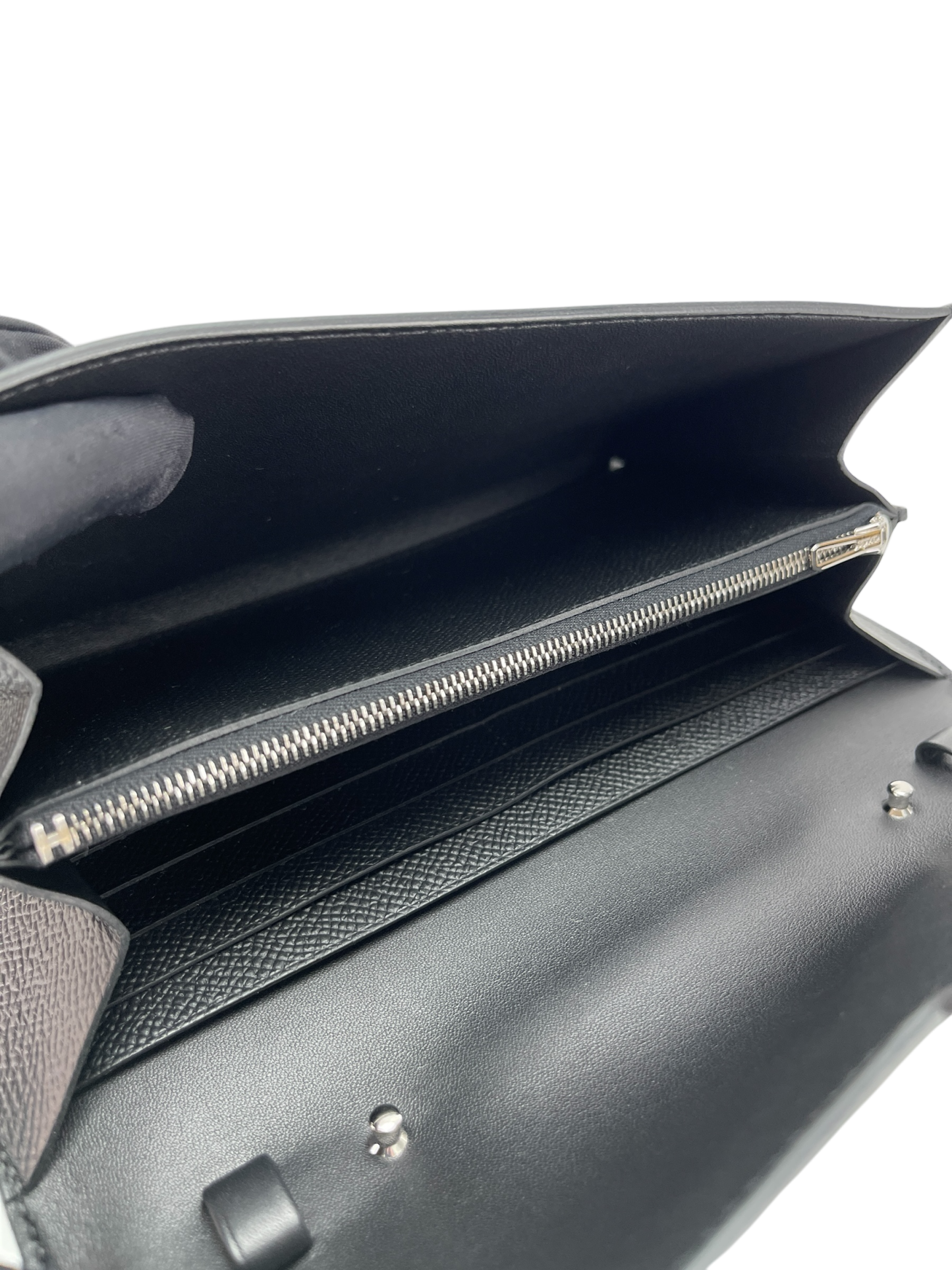 HERMES - Constance to go Black Epsom Palladium Hardware