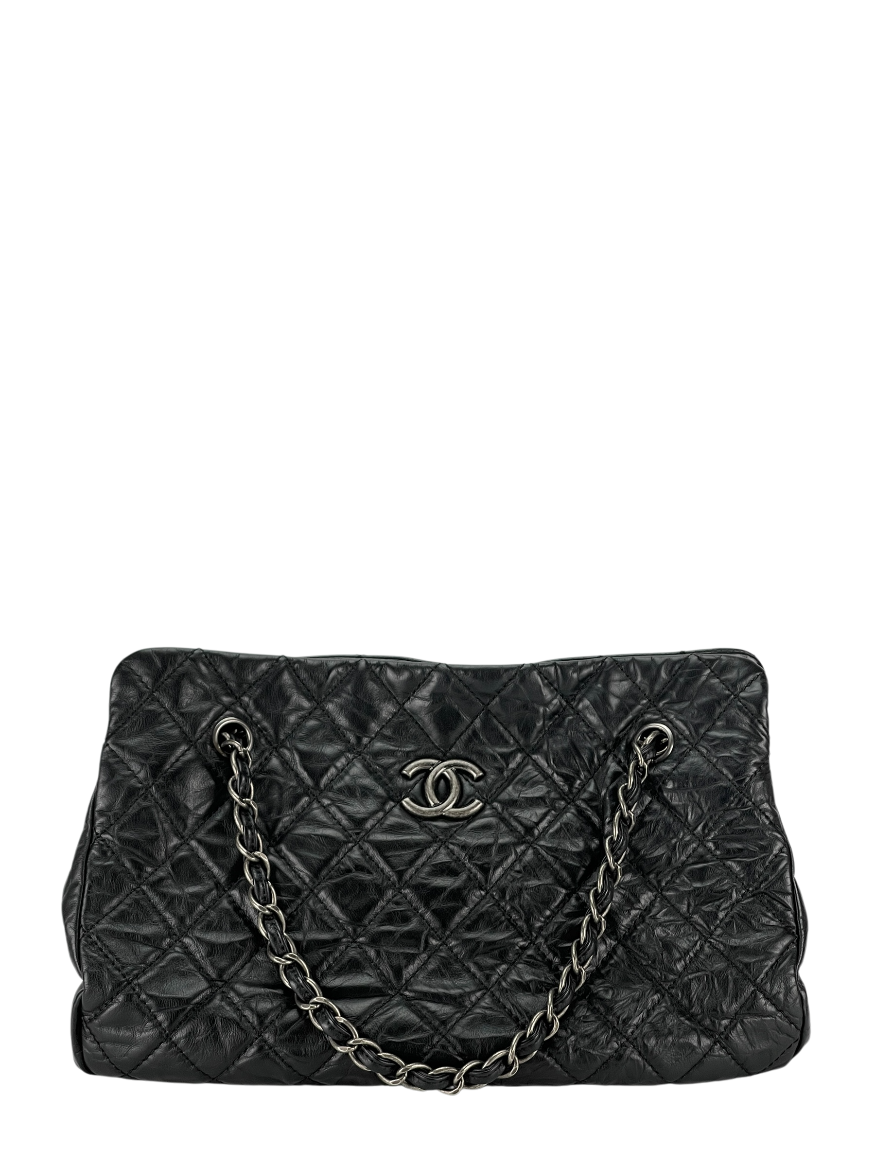 CHANEL - Matelasse Chain Shoulder Bag Black Calfskin