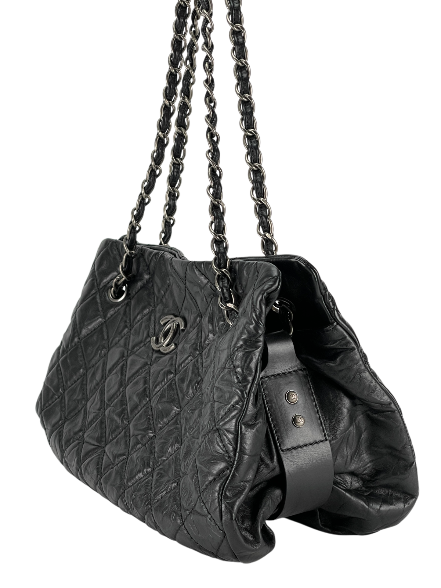 CHANEL - Matelasse Chain Shoulder Bag Black Calfskin