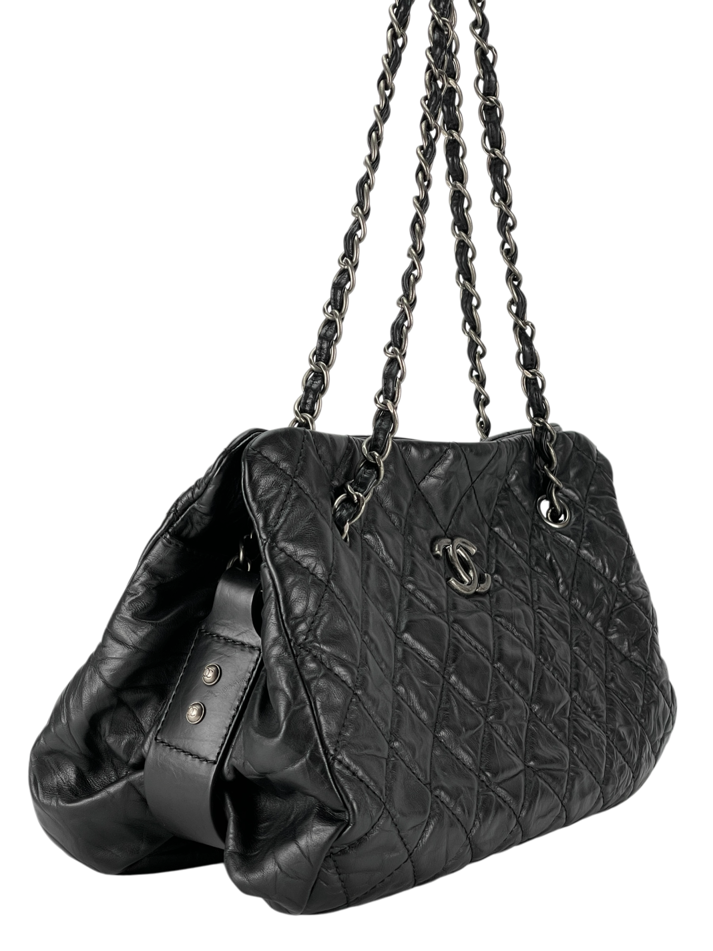 CHANEL - Matelasse Chain Shoulder Bag Black Calfskin