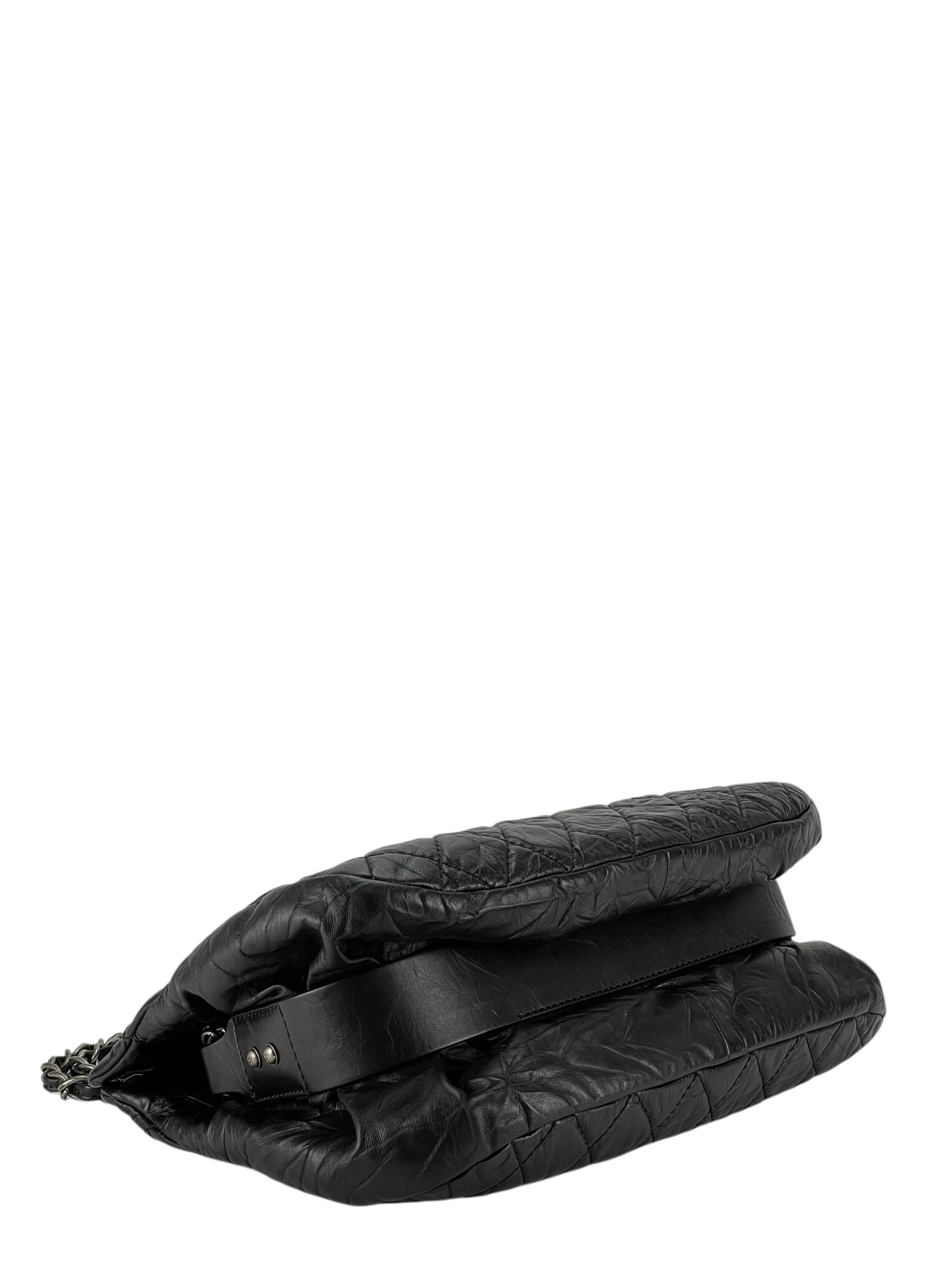 CHANEL - Matelasse Chain Shoulder Bag Black Calfskin