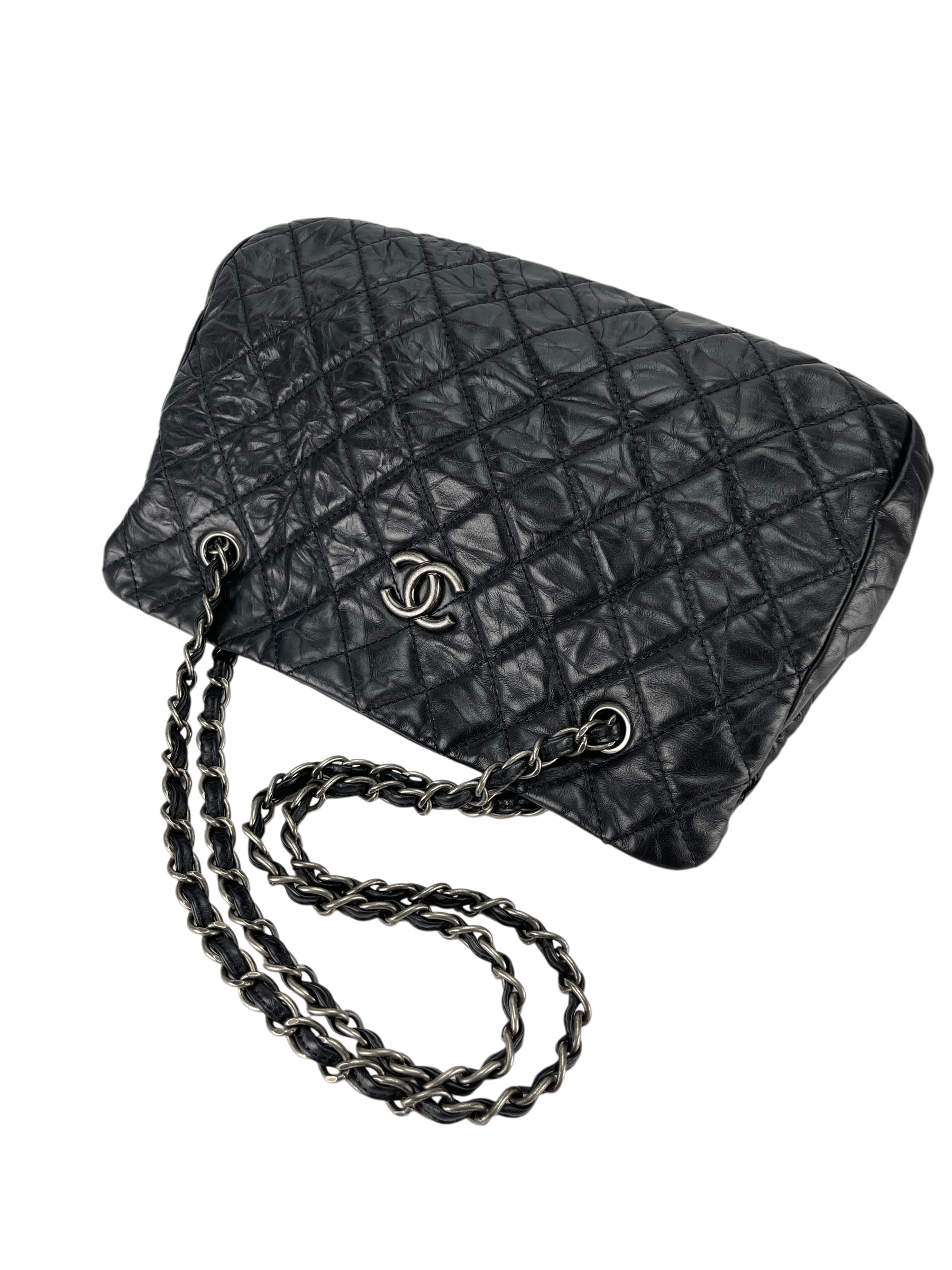 CHANEL - Matelasse Chain Shoulder Bag Black Calfskin