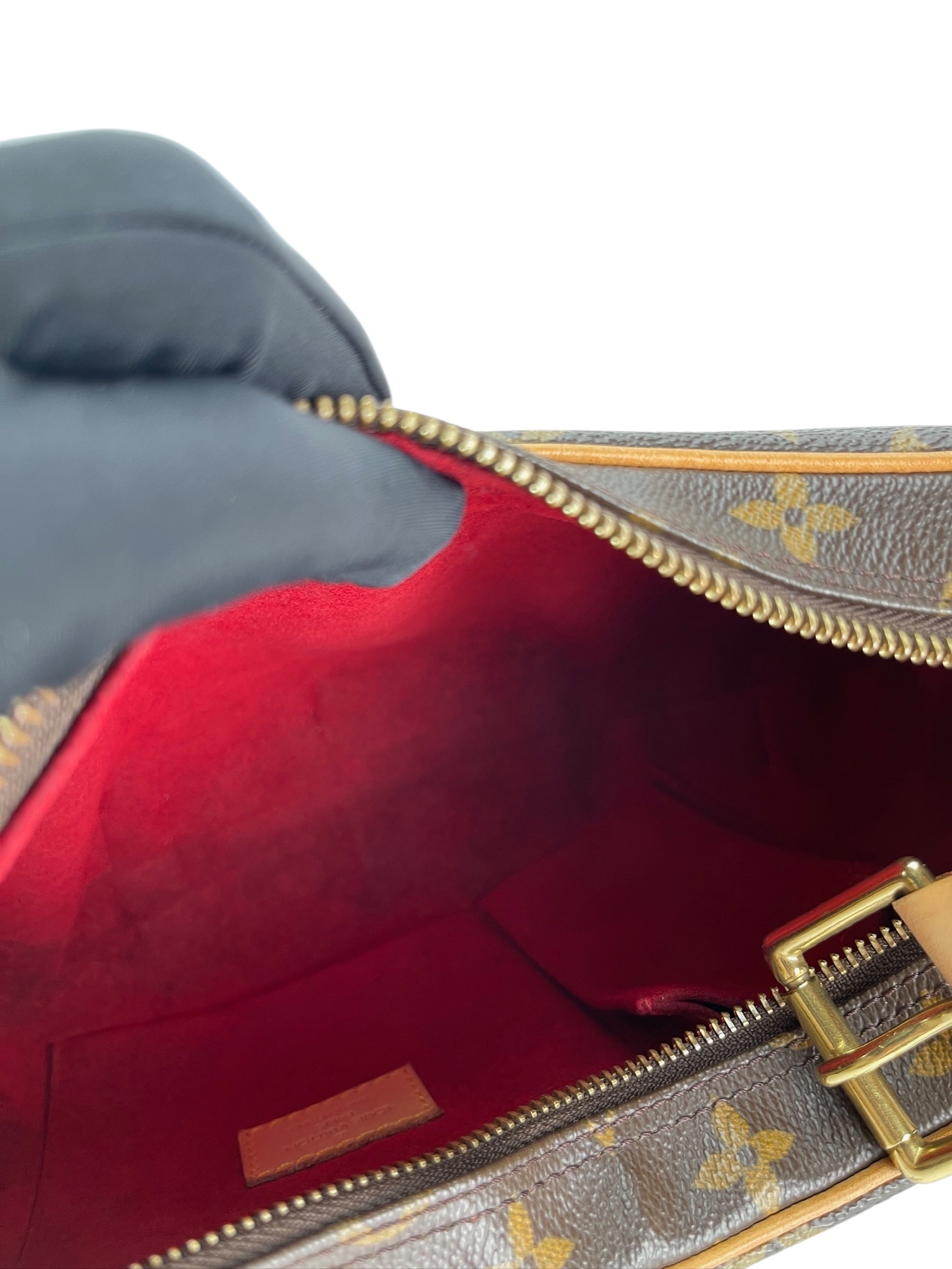 LOUIS VUITTON - Monogram Croissant MM Brown M51512 Shoulder Bag