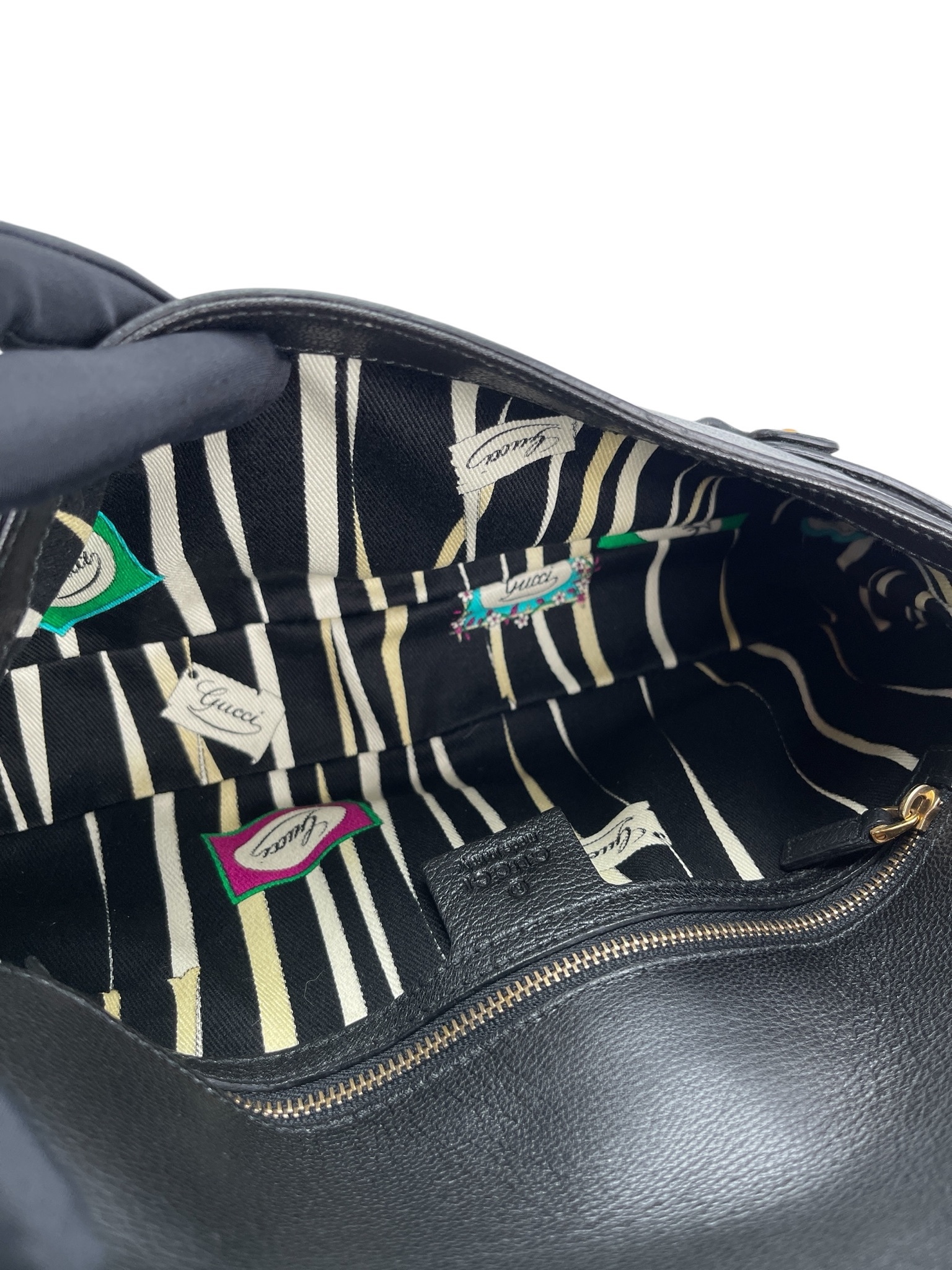 GUCCI - Black Vintage Horsebit Shoulder Bag