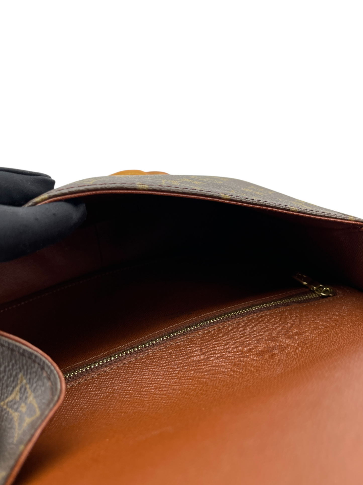 LOUIS VUITTON - Monogram Saint Cloud Shoulder Bag