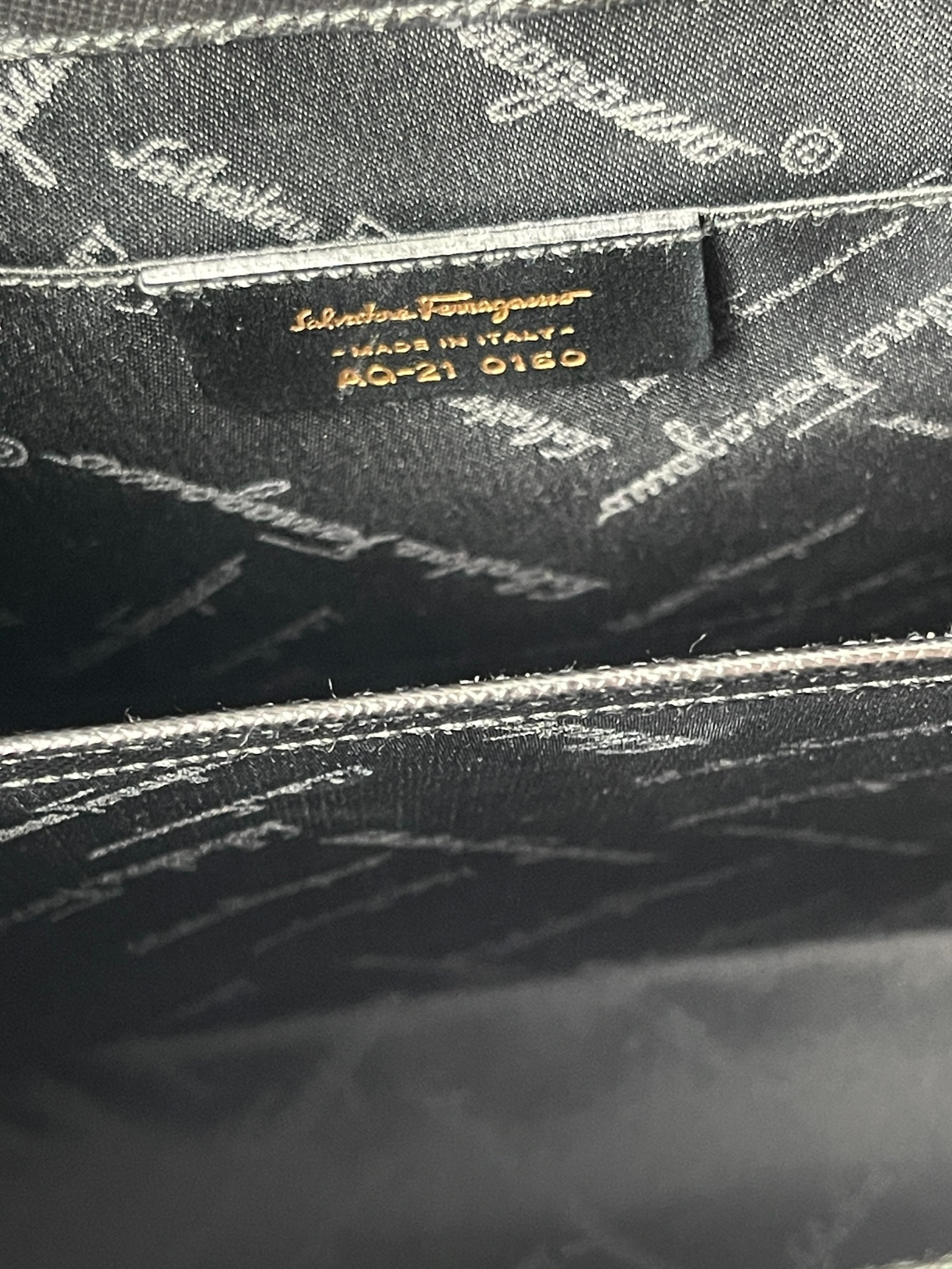 SALVATORE FERRAGAMO - Black Vintage Kelly Top Handle Flip Lock 2way Bag