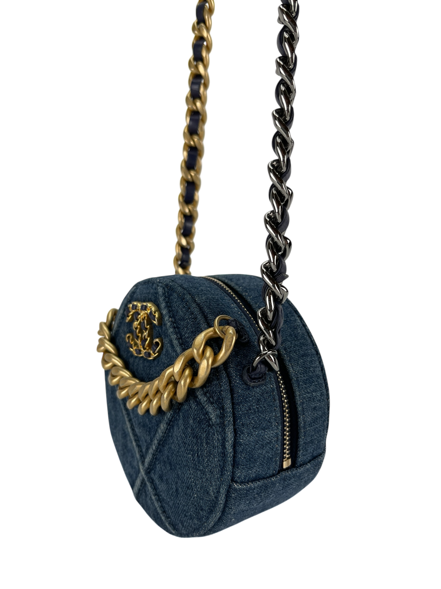 CHANEL - 19 Round Clutch Blue Denim bag
