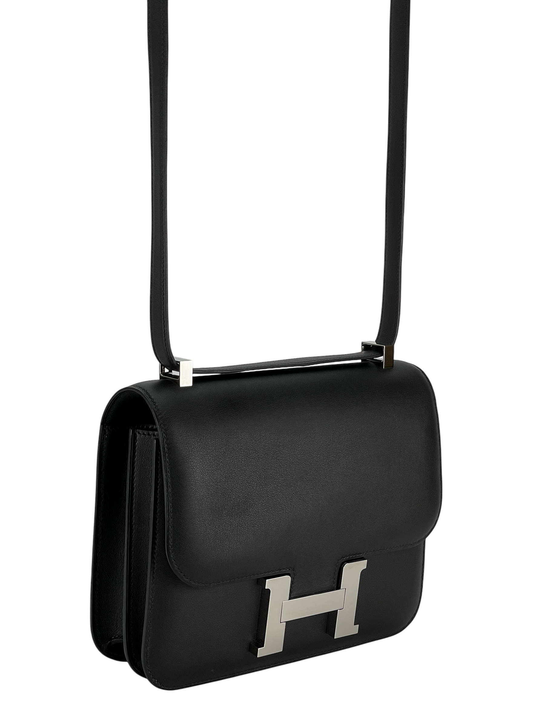 HERMES - Constance 23 Noir Swift Palladium Hardware