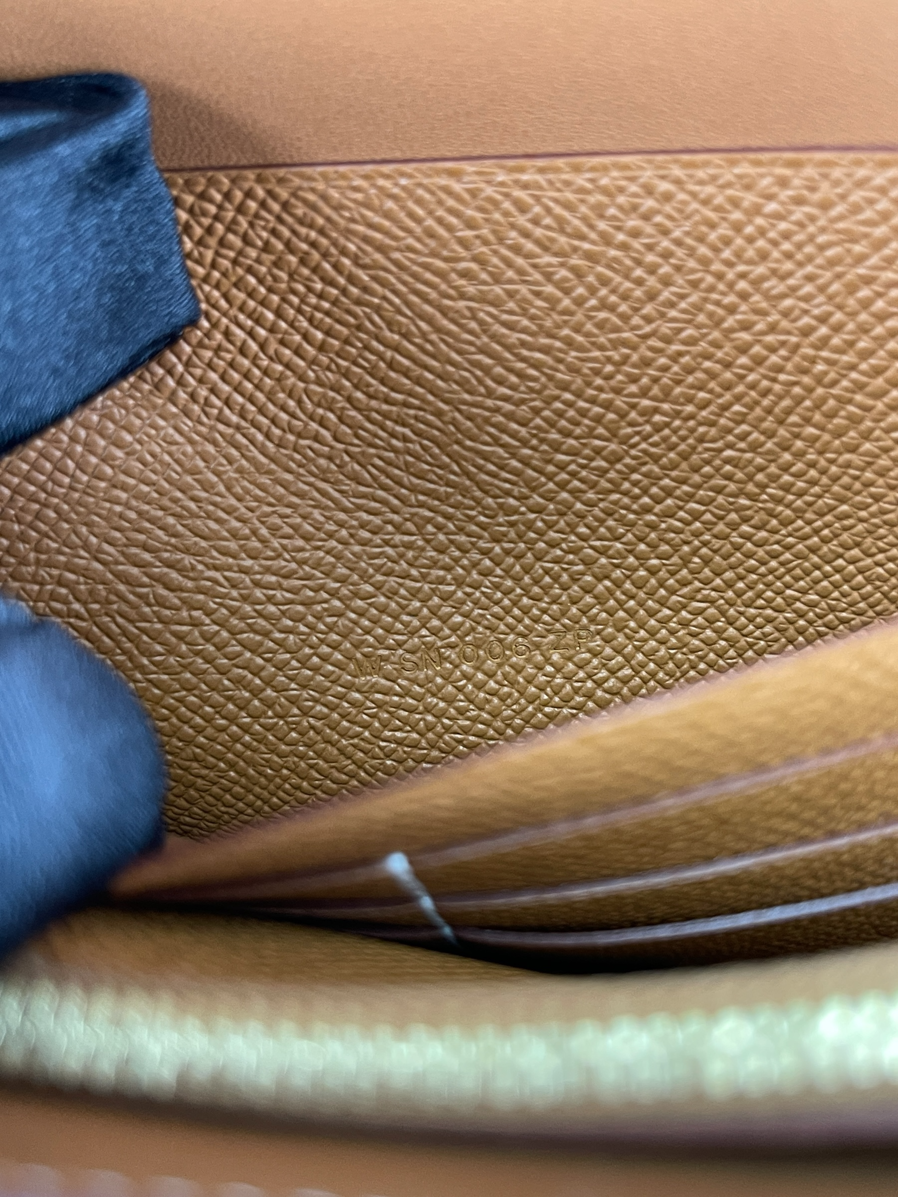 HERMES - Constance Elan 24 Gold Epsom Gold Hardware