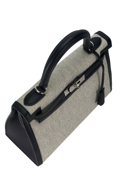 HERMES - Kelly 28 Sellier Quadrille Viking Black White Palladium Hardware