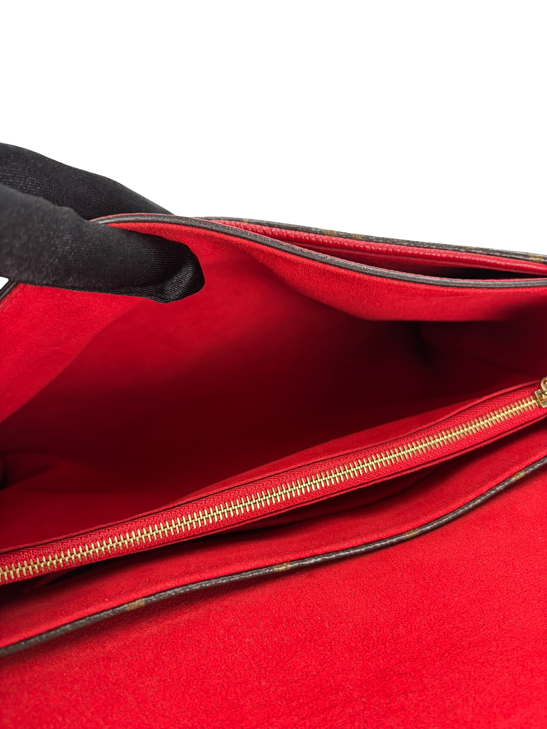 LOUIS VUITTON - Red Litchi Monogram Canvas Pallas Chain Bag