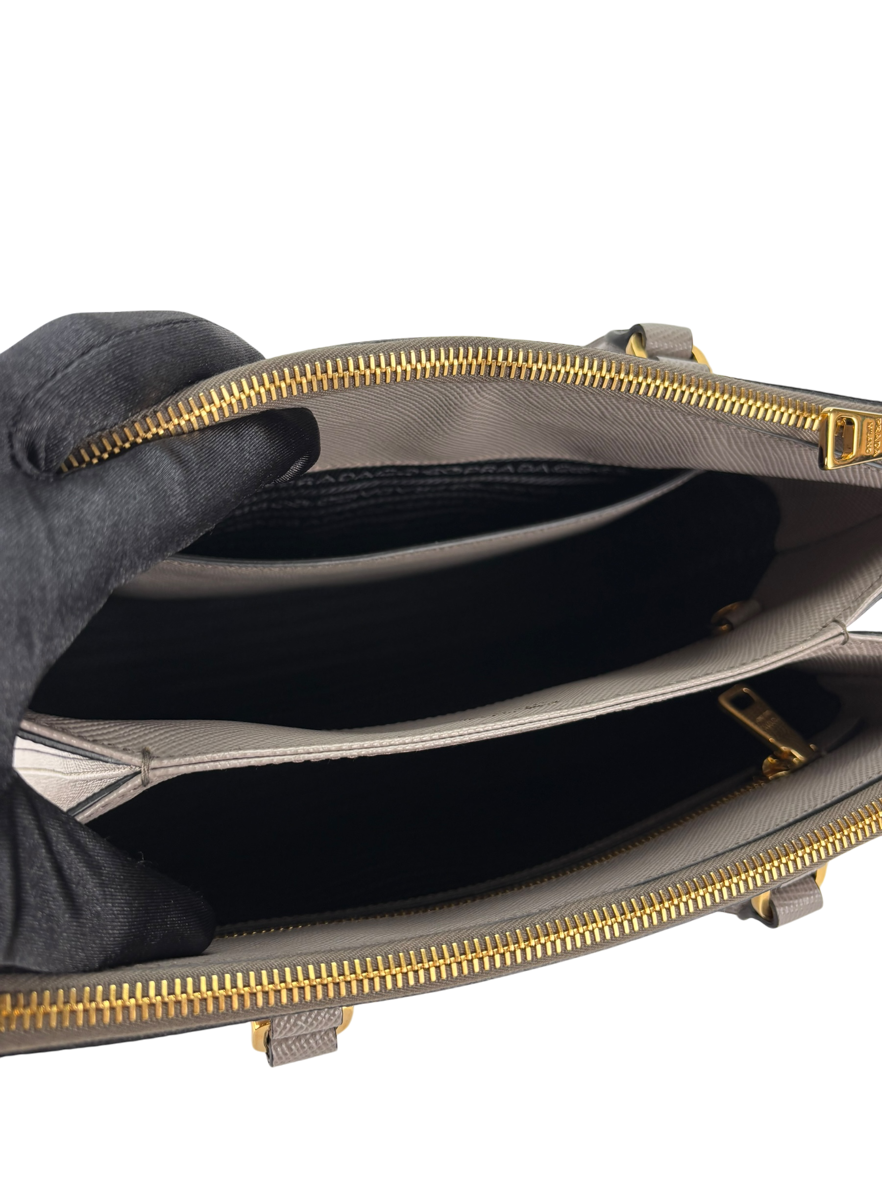 PRADA - Grey Galleria Medium Saffiano Leather Handbag 