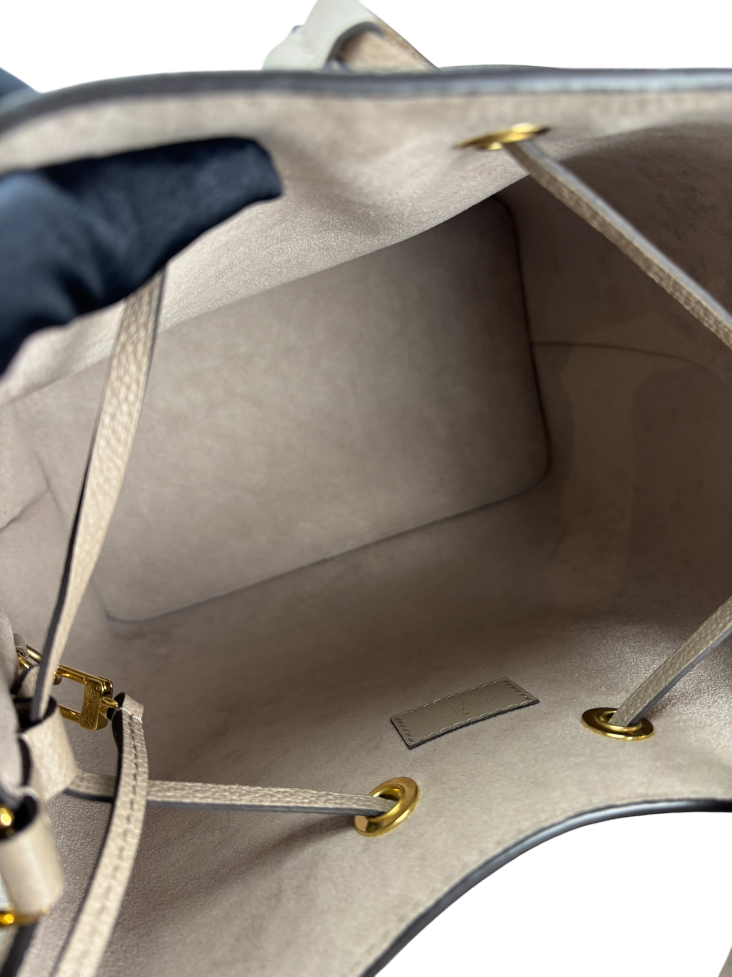 LOUIS VUITTON - Tourterelle Creme Neo Noe MM Bucket Bag M45555
