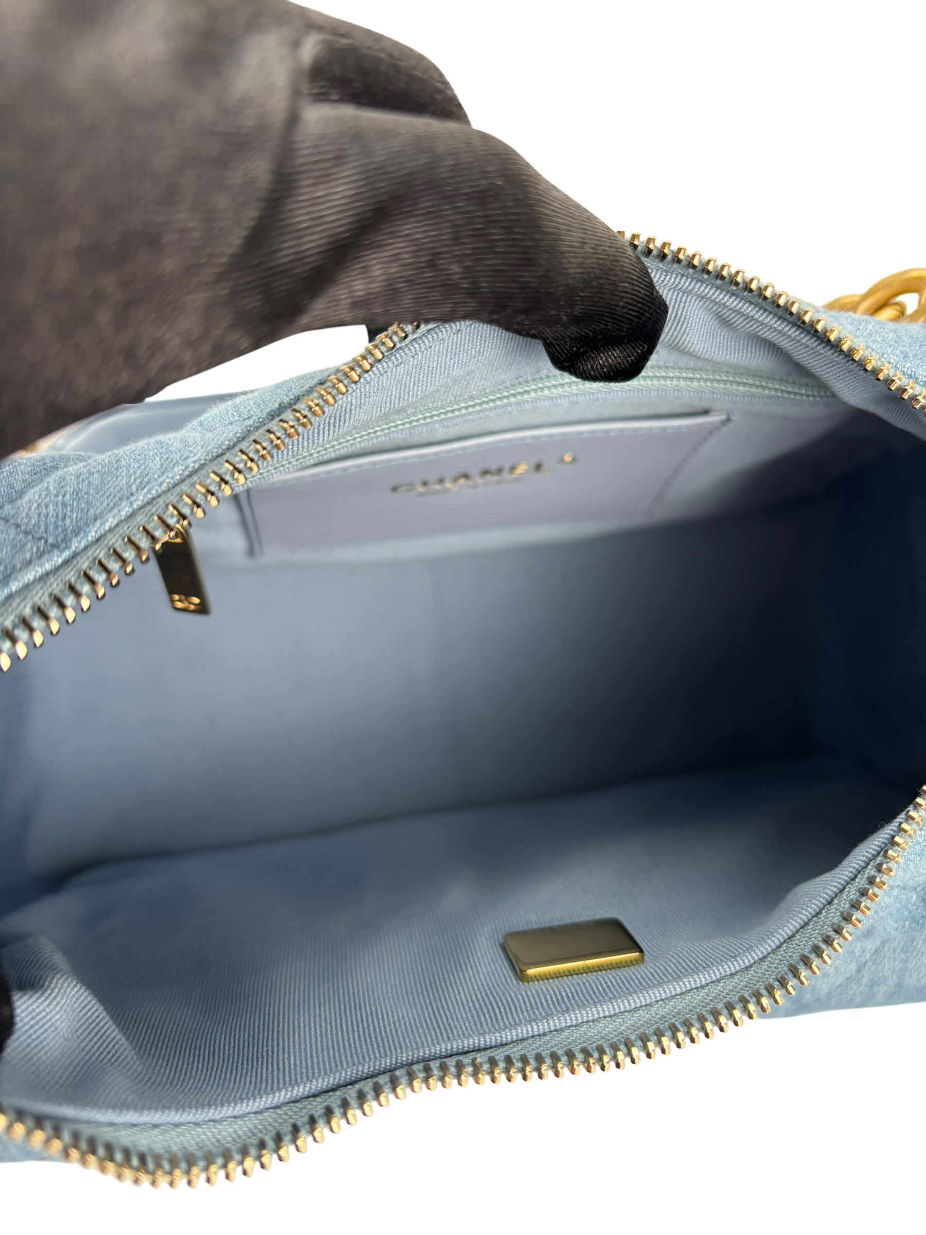 CHANEL - 25C Light Denim Hobo Shoulder Bag