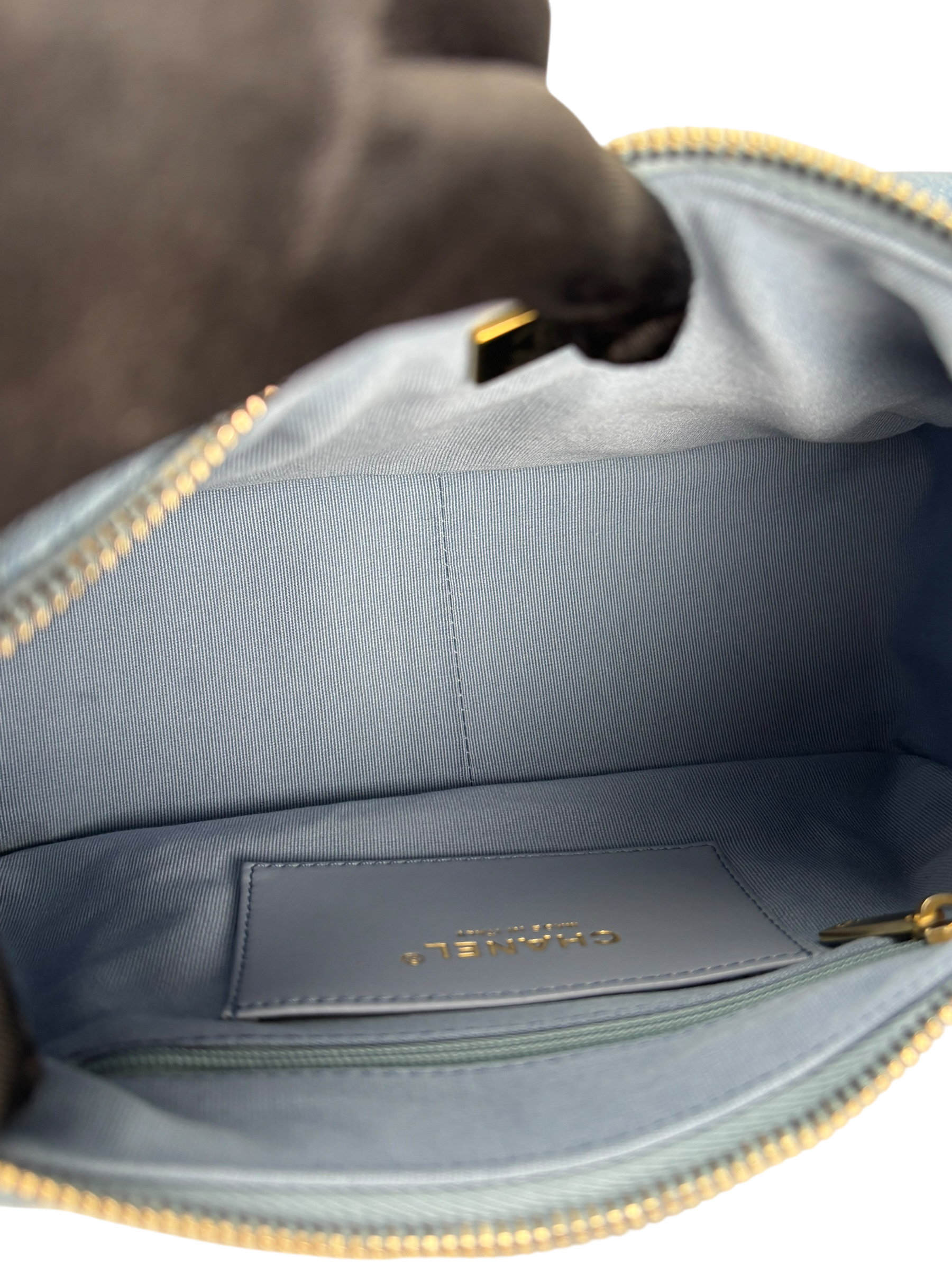 CHANEL - 25C Light Denim Hobo Shoulder Bag