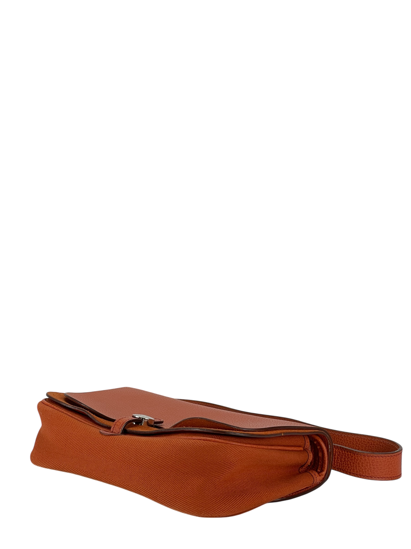 HERMES - 2005 Potiron Orange Colorado MM Shoulder Bag