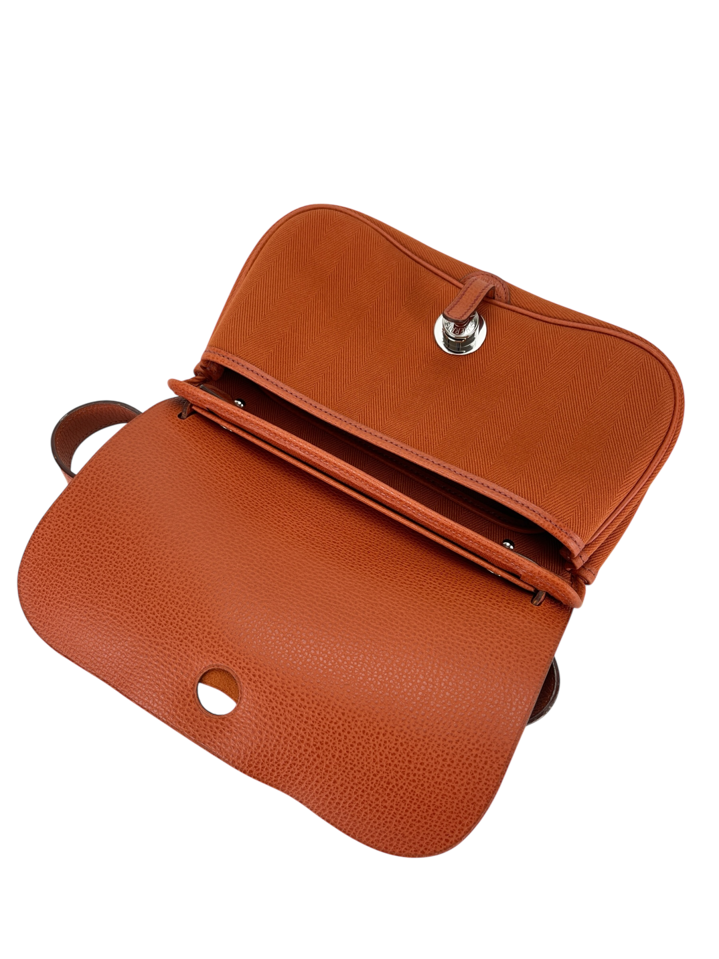 HERMES - 2005 Potiron Orange Colorado MM Shoulder Bag