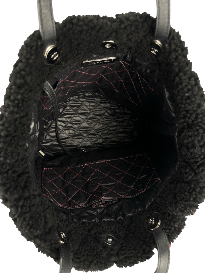 CHANEL - Black Coco Neige Quilted Shearling Tote