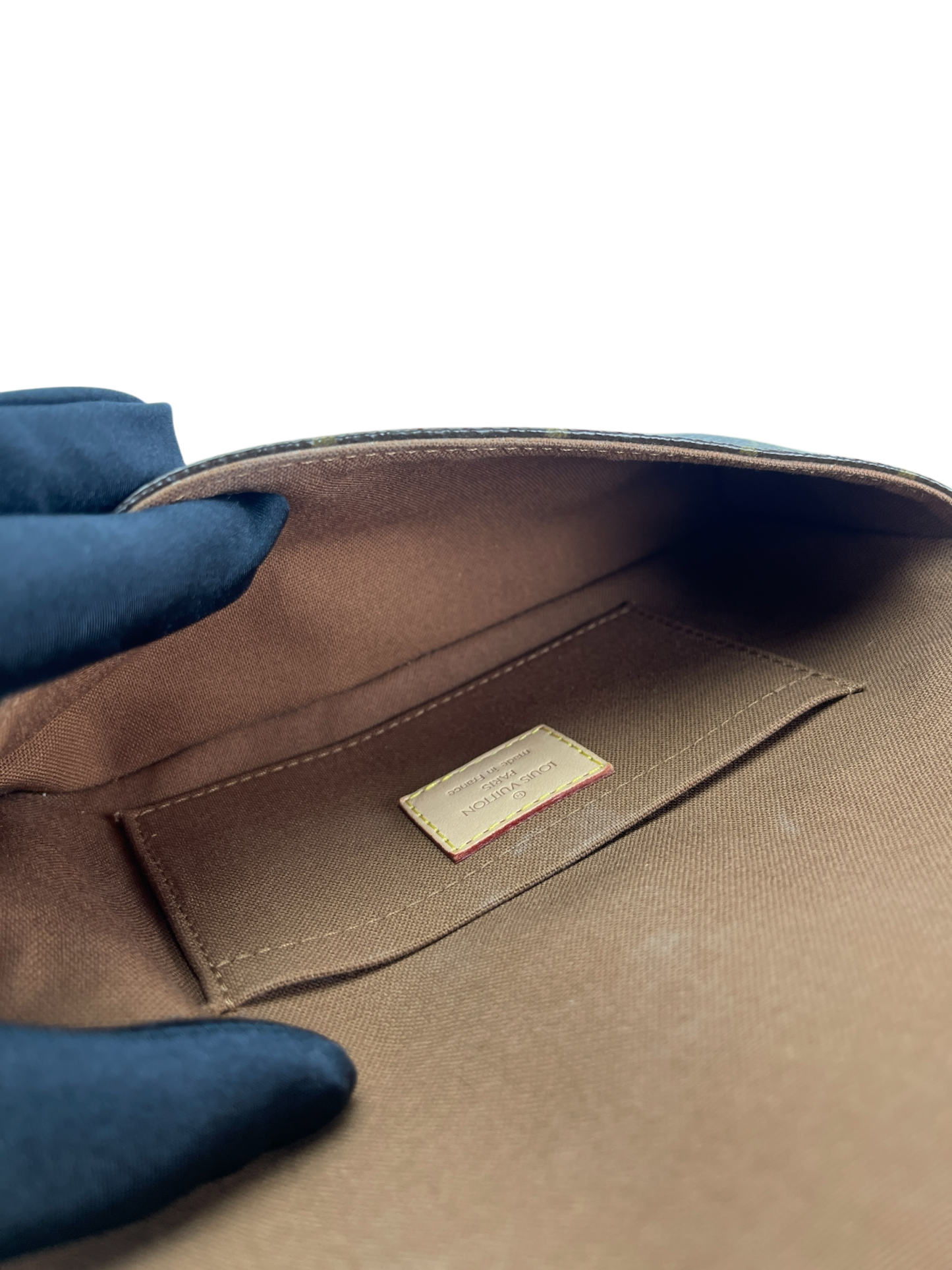 LOUIS VUITTON - Monogram Canvas Pochette Marelle Bag