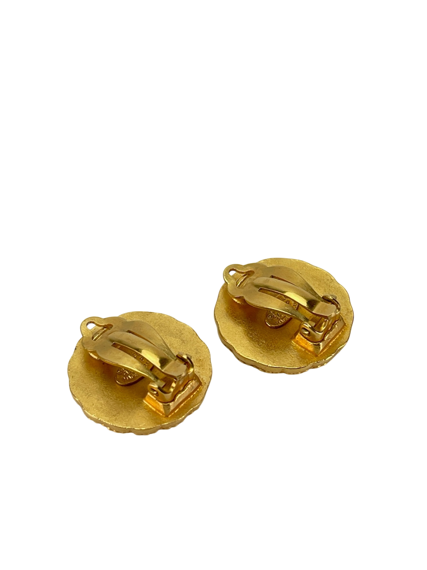 CHANEL - 94P Gold Circle CC Mark Earrings