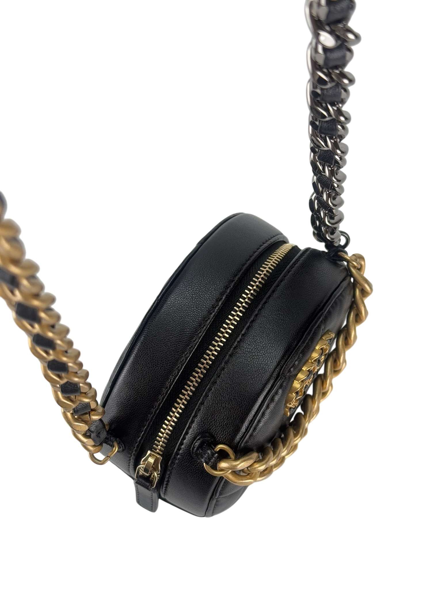 CHANEL - Black Lambskin 19 Round Clutch With Chain