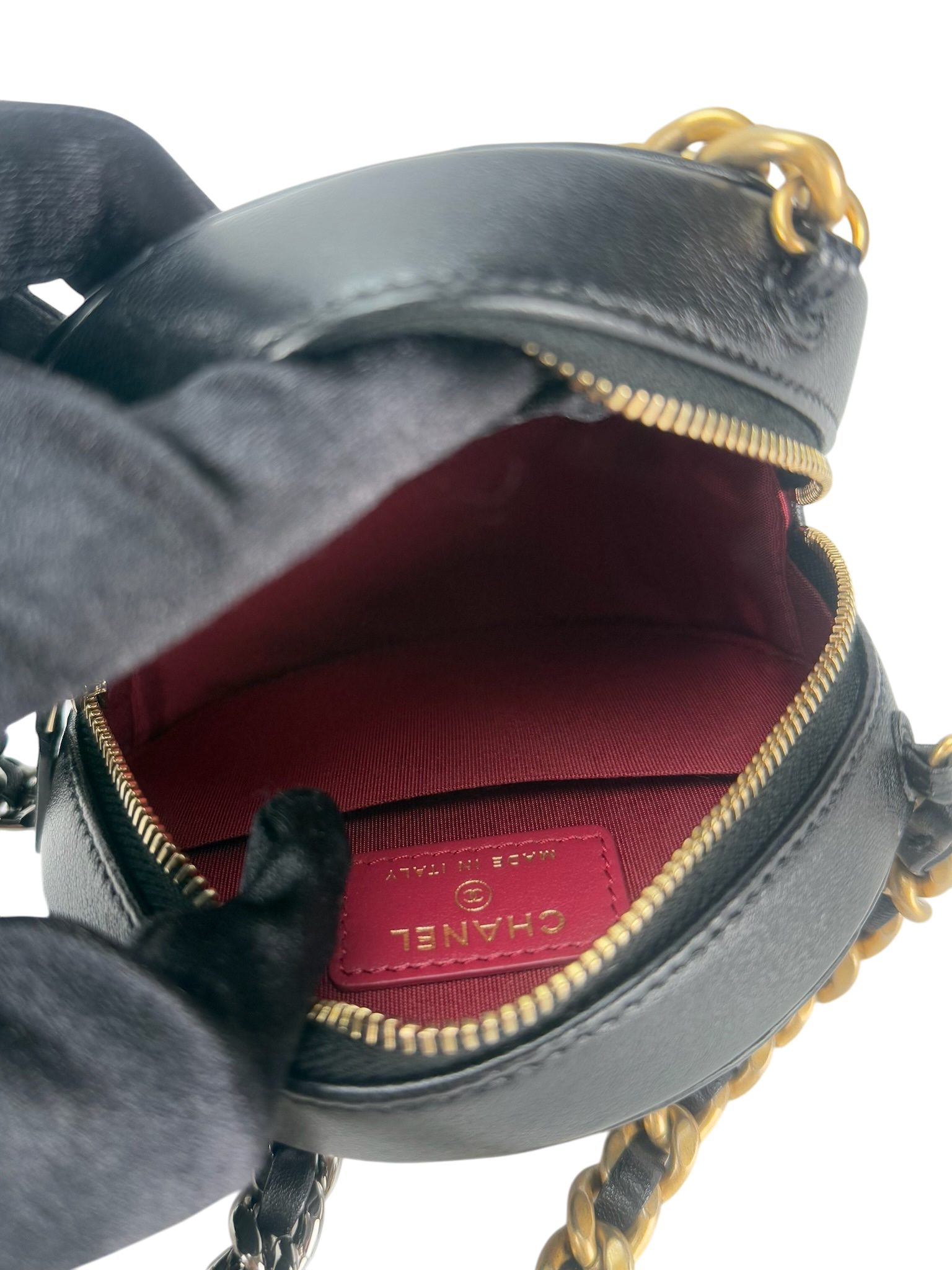 CHANEL - Black Lambskin 19 Round Clutch With Chain