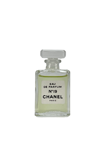 CHANEL - 1990s N.19 Perfume Case Necklace