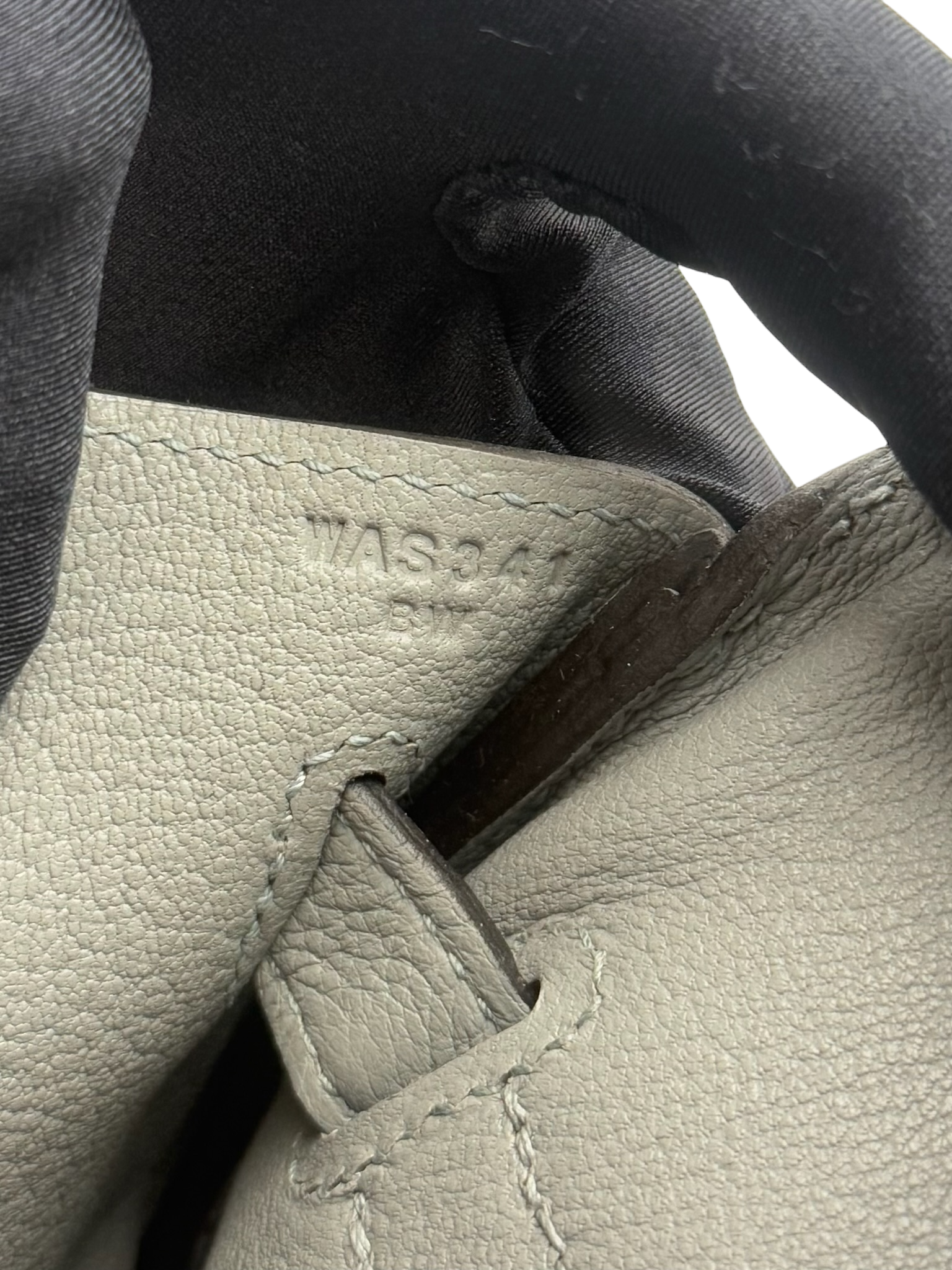 HERMES - Birkin 40 4Z Gris Mouette Togo Gold Hardware