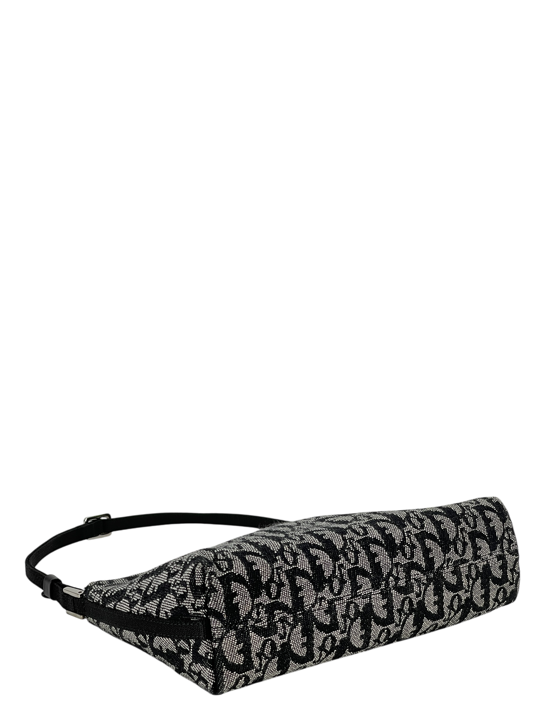 CHRISTIAN DIOR - Vintage Navy Diorissimo Pochette Shoulder Bag