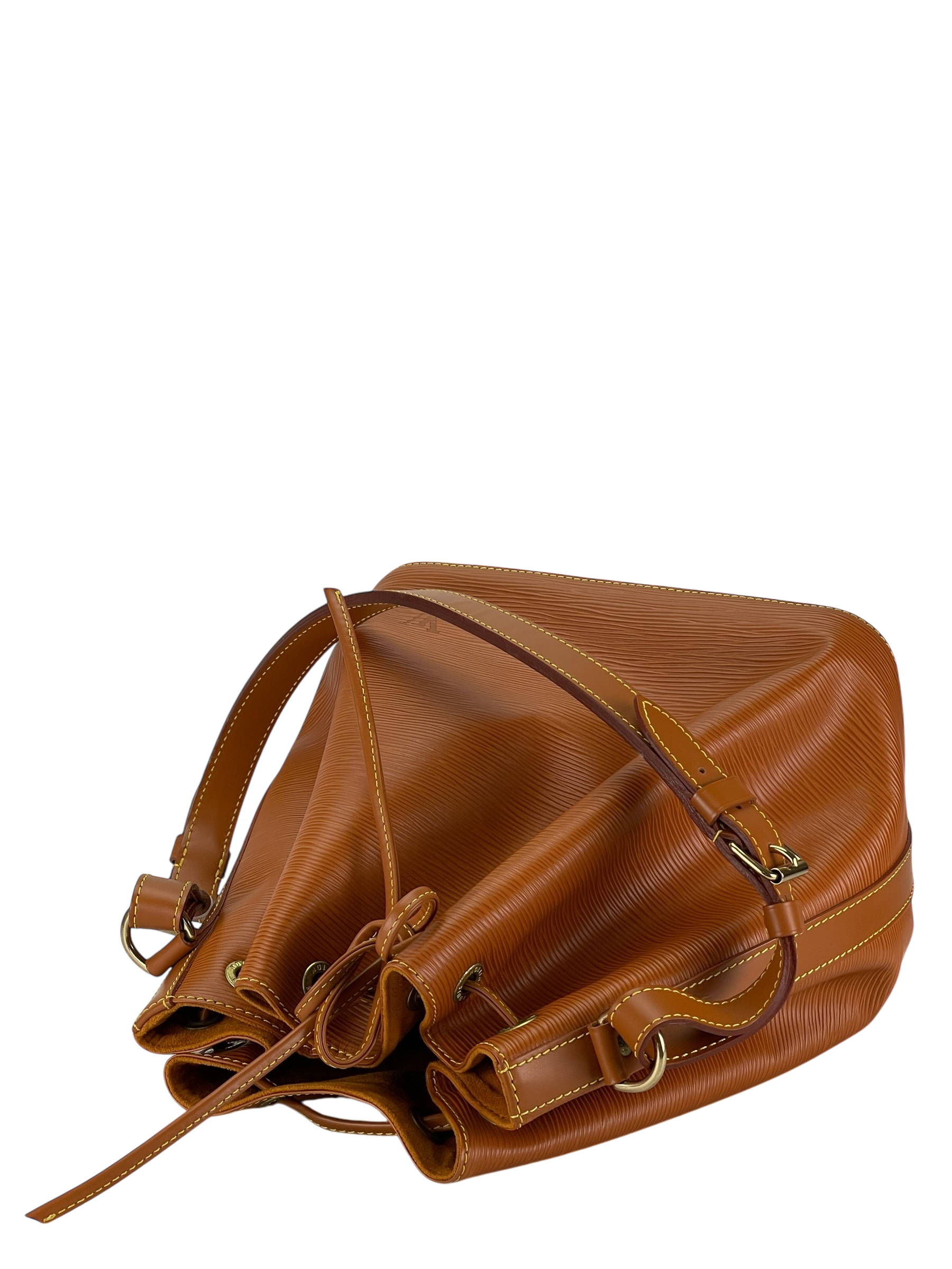 LOUIS VUITTON - Camel Epi Noe Bucket Bag