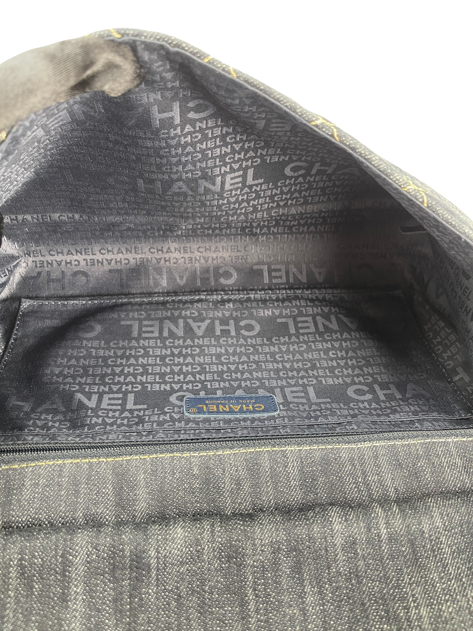 CHANEL - White Sitch Coco Mark Sparkling Denim Gold Hardware