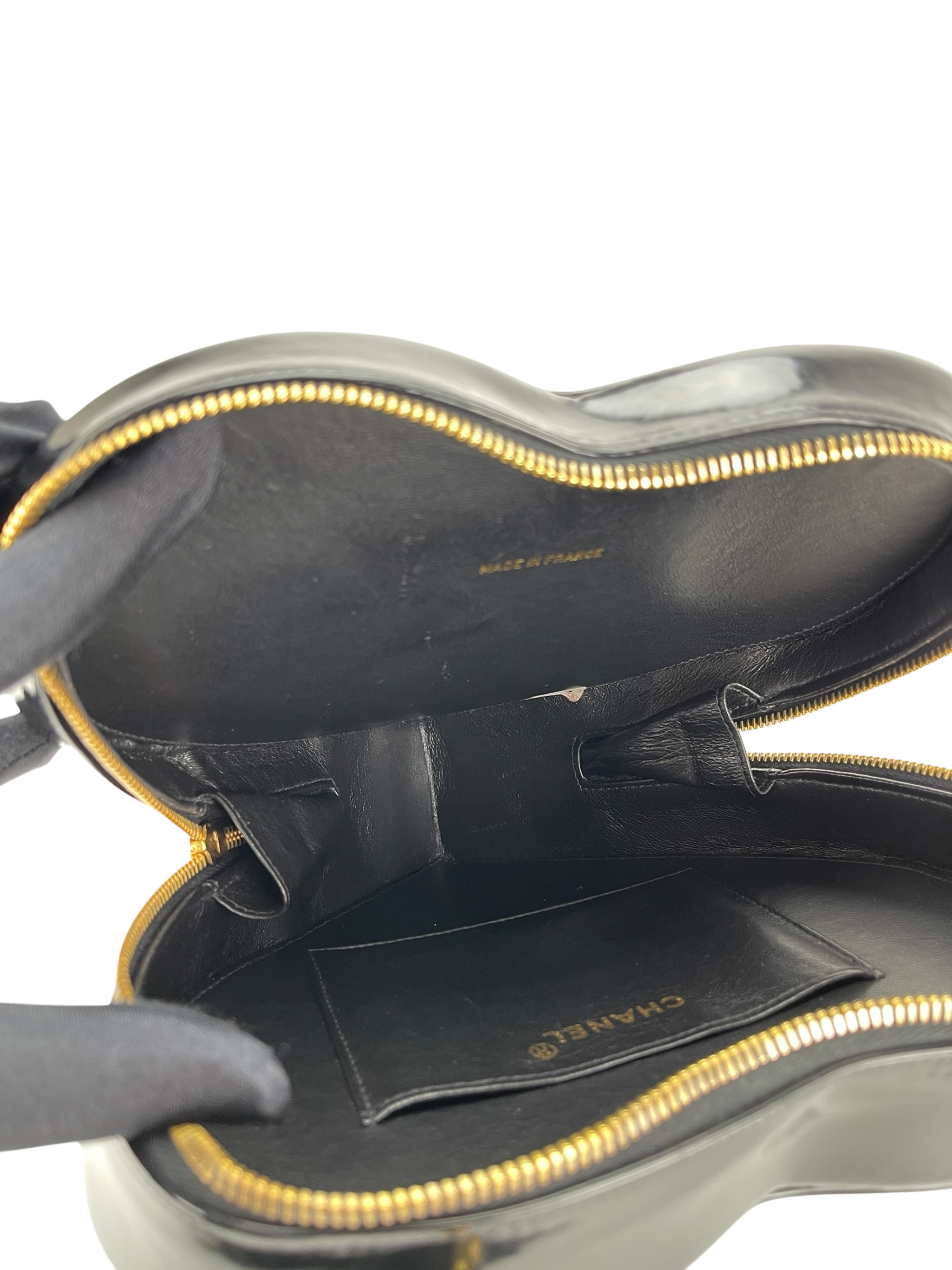 CHANEL -1995-1996 CC Heart-Shaped Vanity Bag 