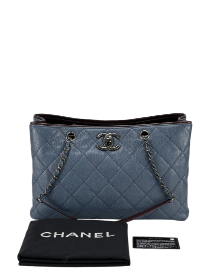 CHANEL - Blue Caviar 2014 - 2015 Chain Tote Bag
