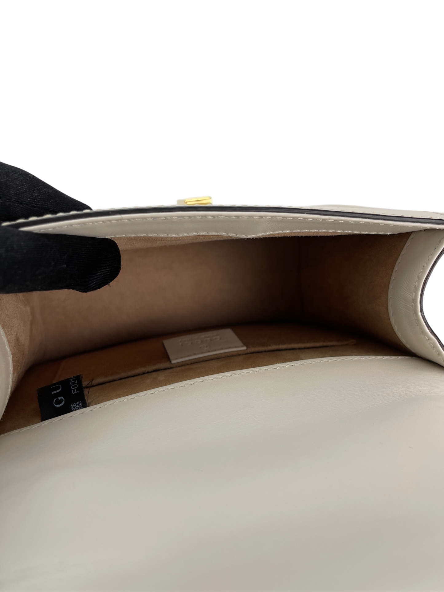 GUCCI - White Calfskin Mini Chain Sylvie Leather Bag