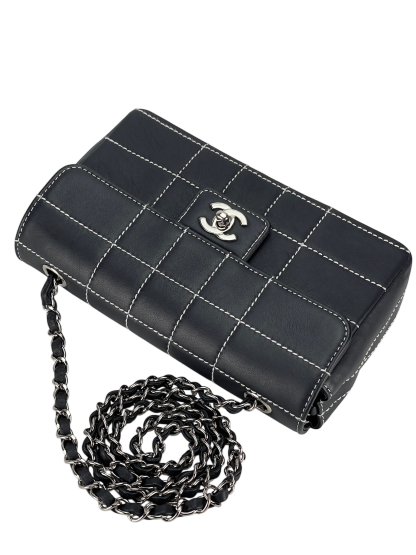 CHANEL - Black