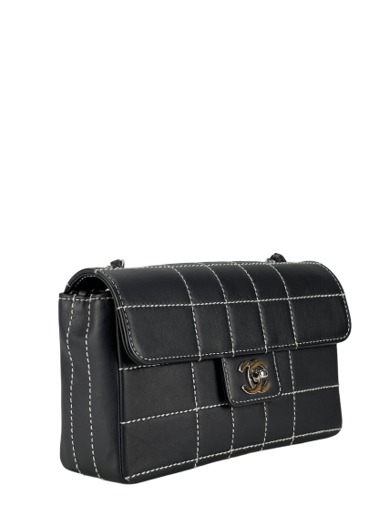 CHANEL - Black