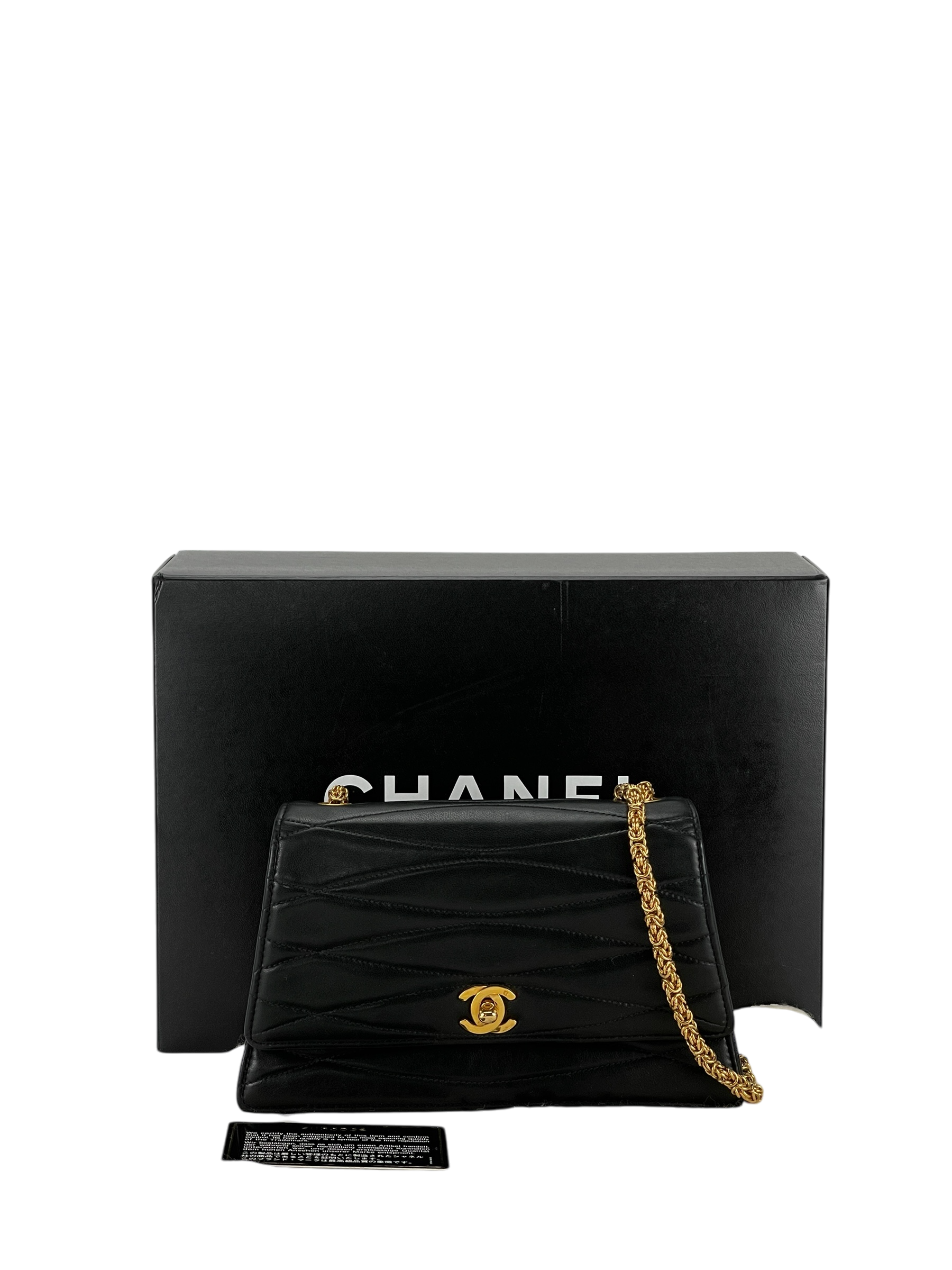 CHANEL - Wave Stitch Lambskin Single Flap Single Chain Bag Coco Mark Black Gold Hardware