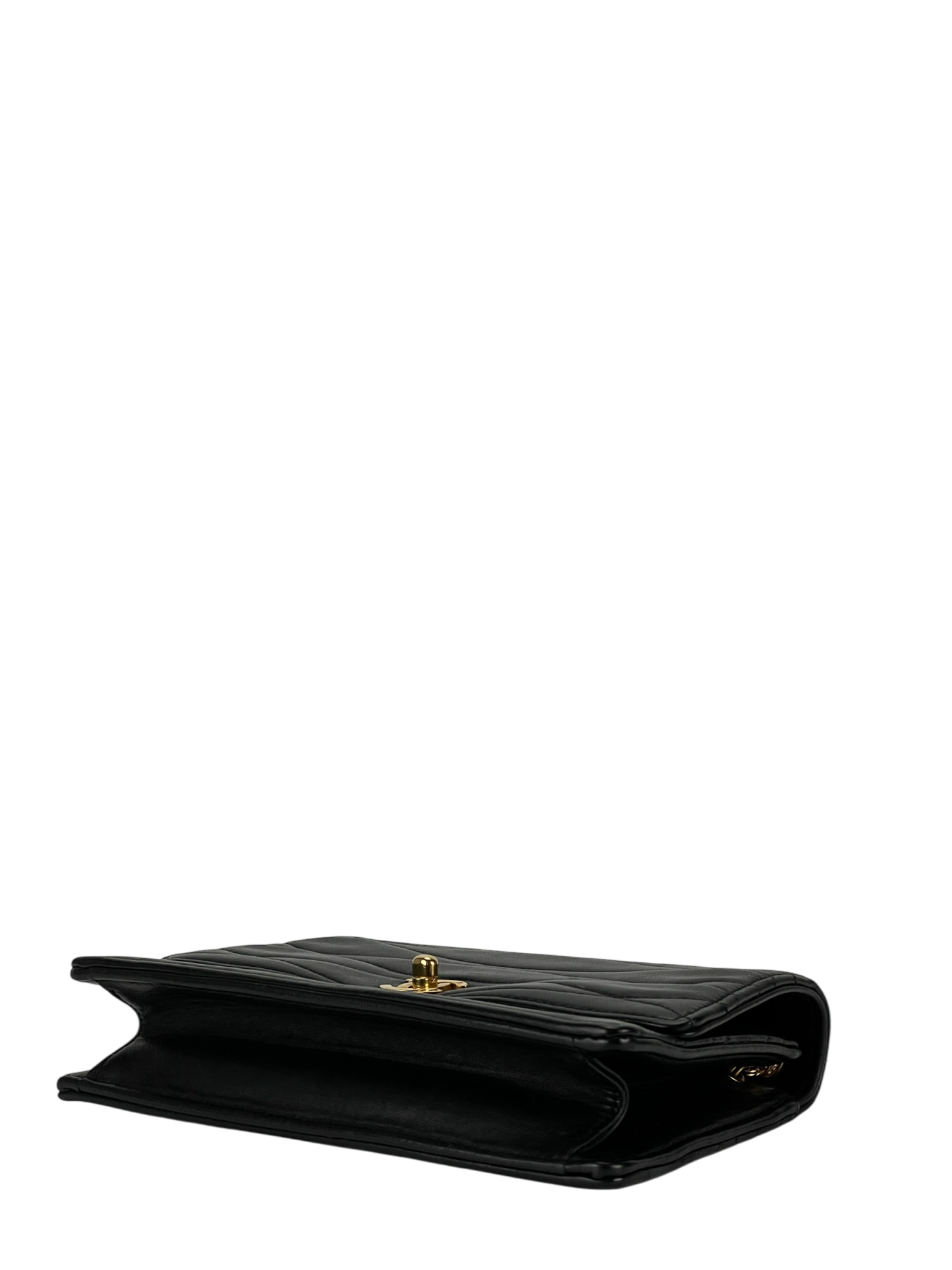 CHANEL - Wave Stitch Lambskin Single Flap Single Chain Bag Coco Mark Black Gold Hardware