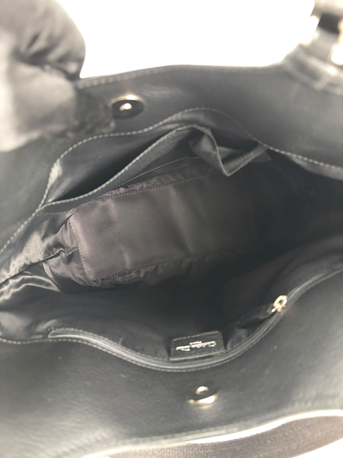 CHRISTIAN DIOR - Trotter Street Chic Tote Bag