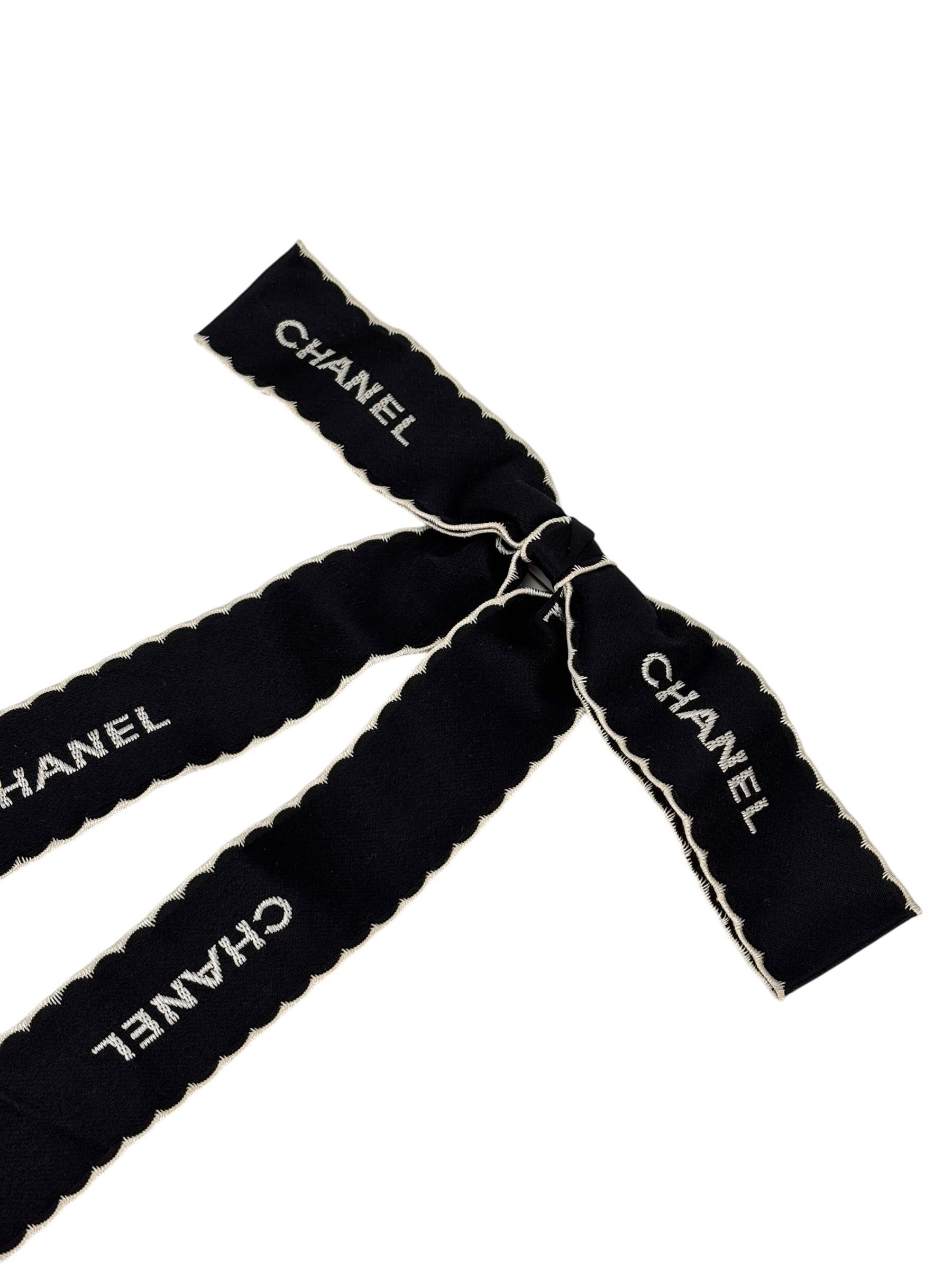 CHANEL - 1970-1980 Black Ribbon Brooch