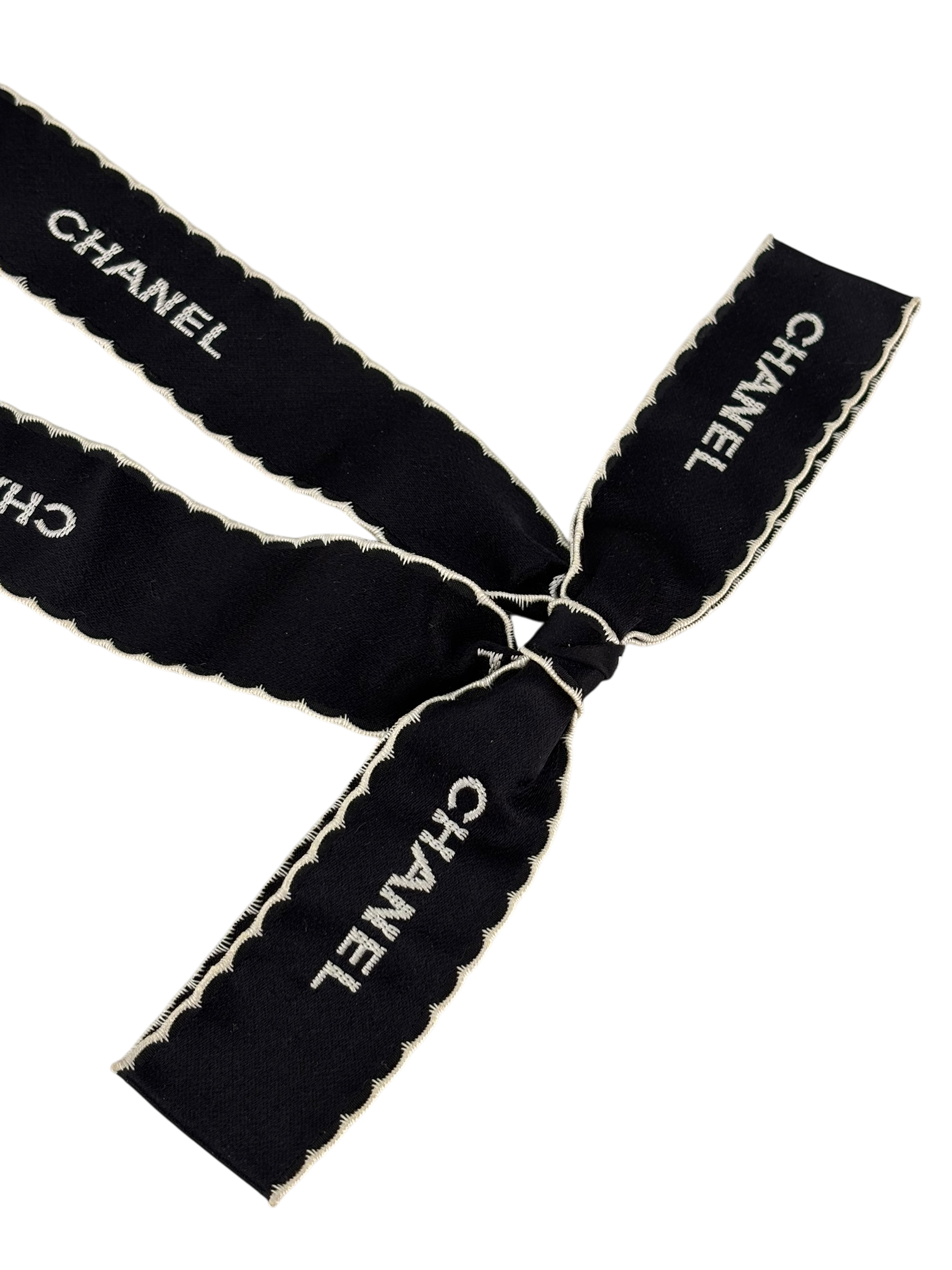 CHANEL - 1970-1980 Black Ribbon Brooch