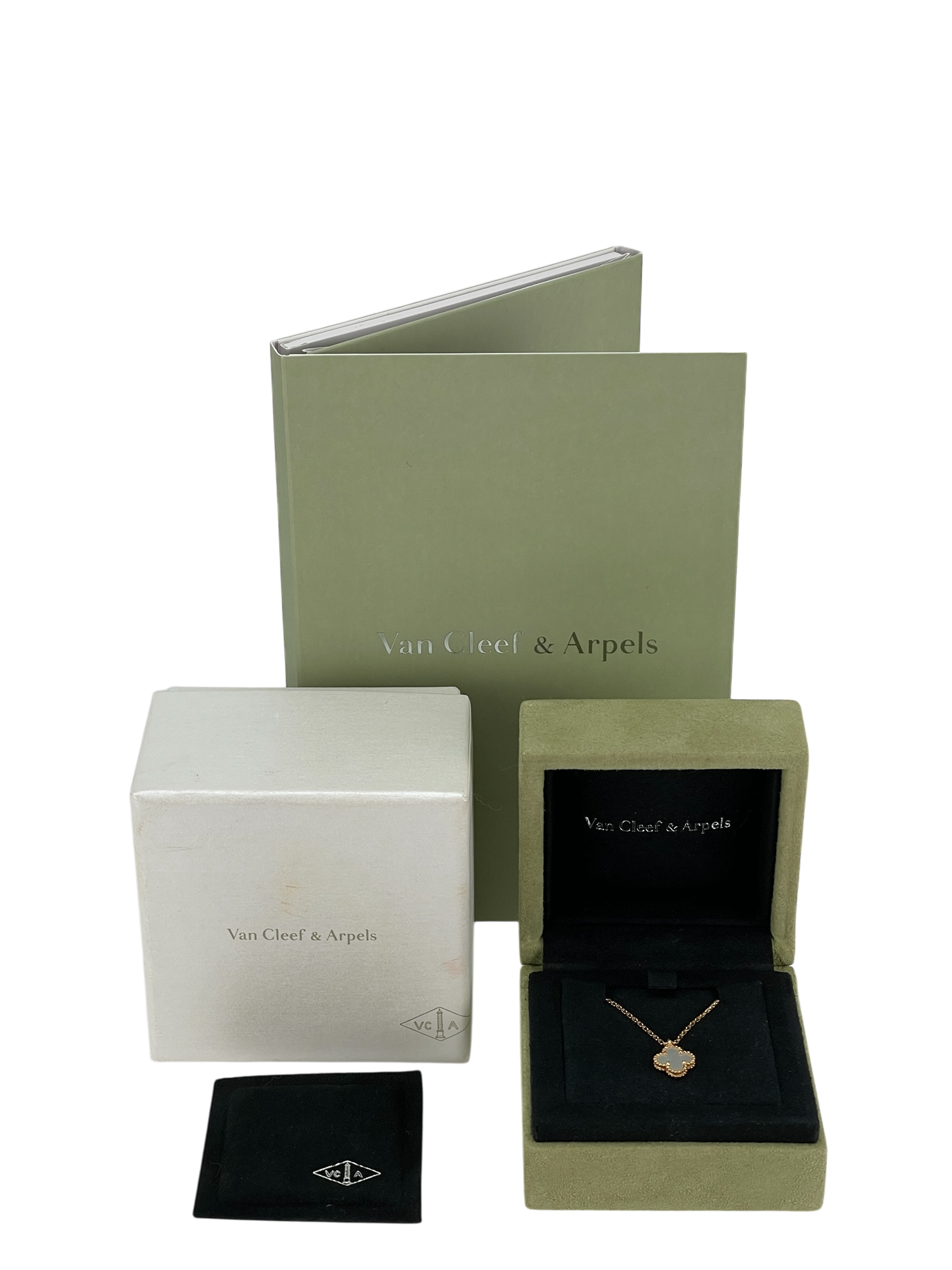 VAN CLEEF ＆ ARPELS - VCA Mother of Pearl Mini Sweet Alhambra pendant Necklace